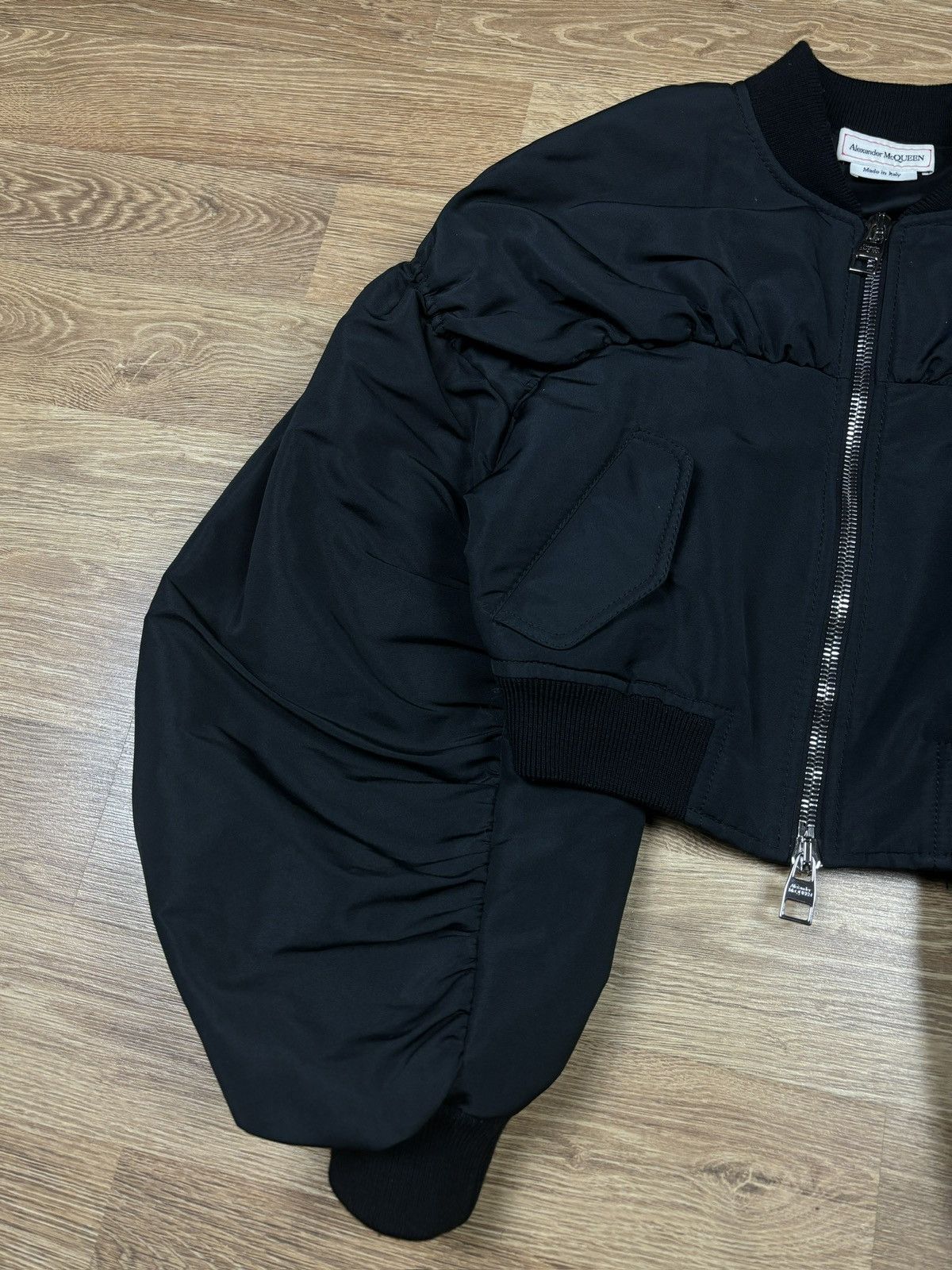 Alexander McQueen Alexander McQueen Cropped Balloon Sleeve Bomber Jacket Size M / US 6-8 / IT 42-44 - 4 Thumbnail