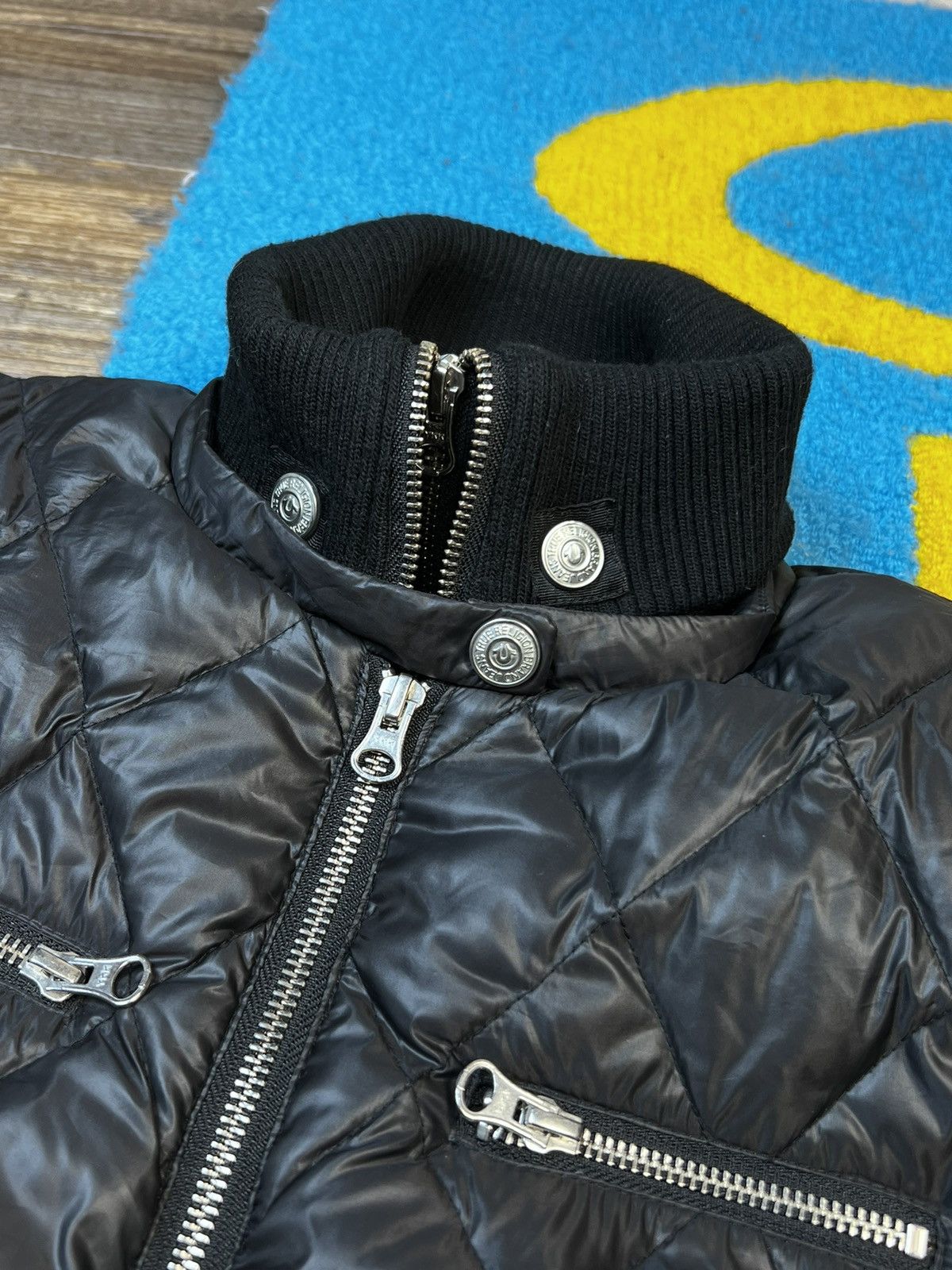 True Religion × Vintage True Religion Quilted Black Nylon Zipped Puffer Down Jacket Size XS / US 0-2 / IT 36-38 - 7 Thumbnail