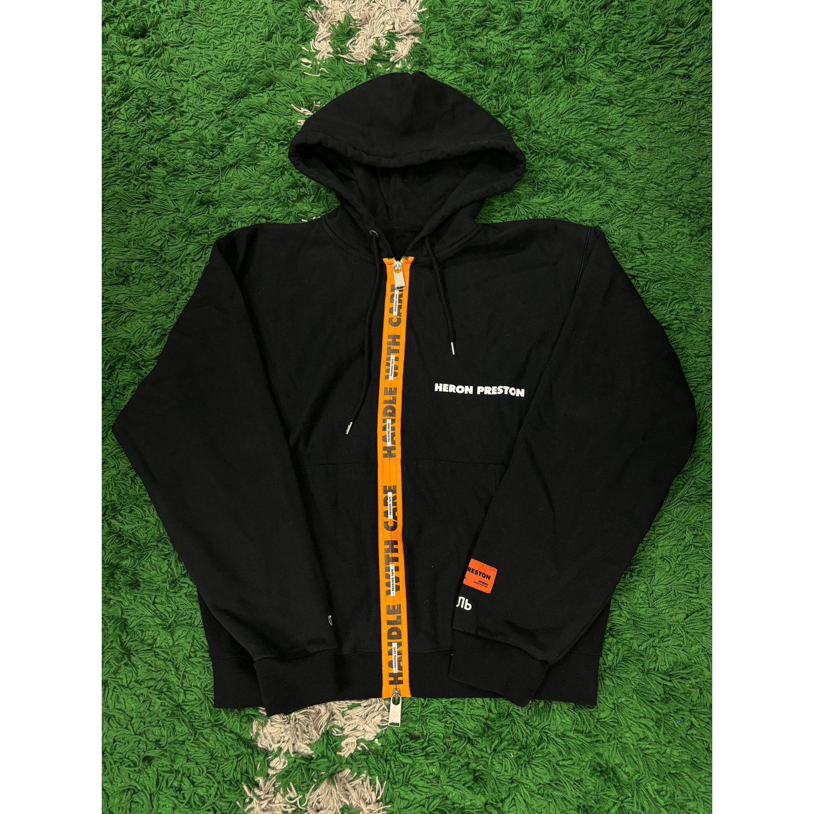 Heron Preston Heron Preston Zip Up Black Orange Used Medium Size US M / EU 48-50 / 2 - 1 Thumbnail