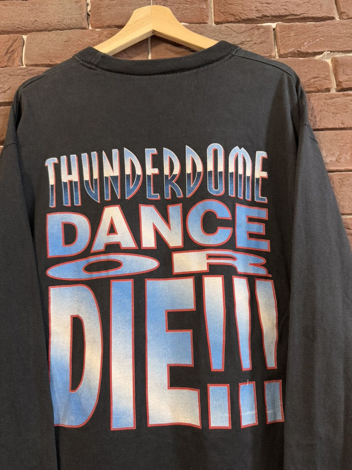 Band Tees Rare Vintage 1996 Thunderdome Wizard Gabber Band Tshirt 90s Size US XL / EU 56 / 4 - 6 Thumbnail