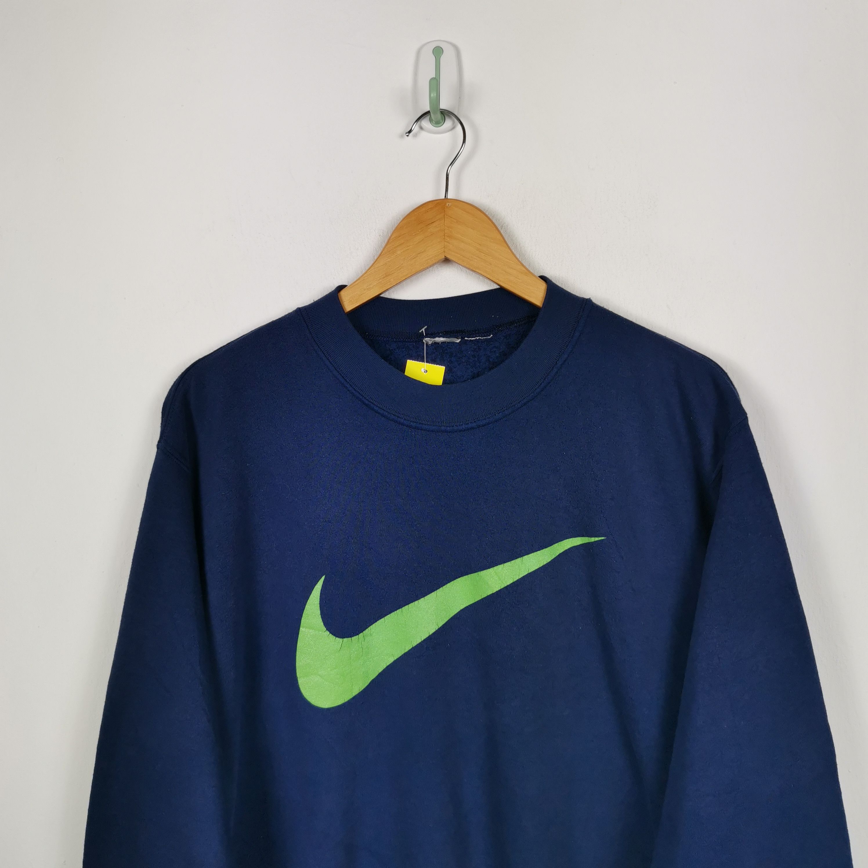 Nike Vintage 90s Nike Sweatshirt Jumper Nike Swoosh Sweater Size US L / EU 52-54 / 3 - 3 Thumbnail