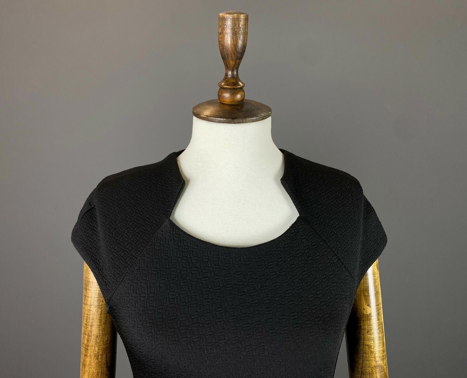 Designer Ladies Rinascimento Black Sleeveless A-Line Dress Size M Size M / US 6-8 / IT 42-44 - 2 Thumbnail