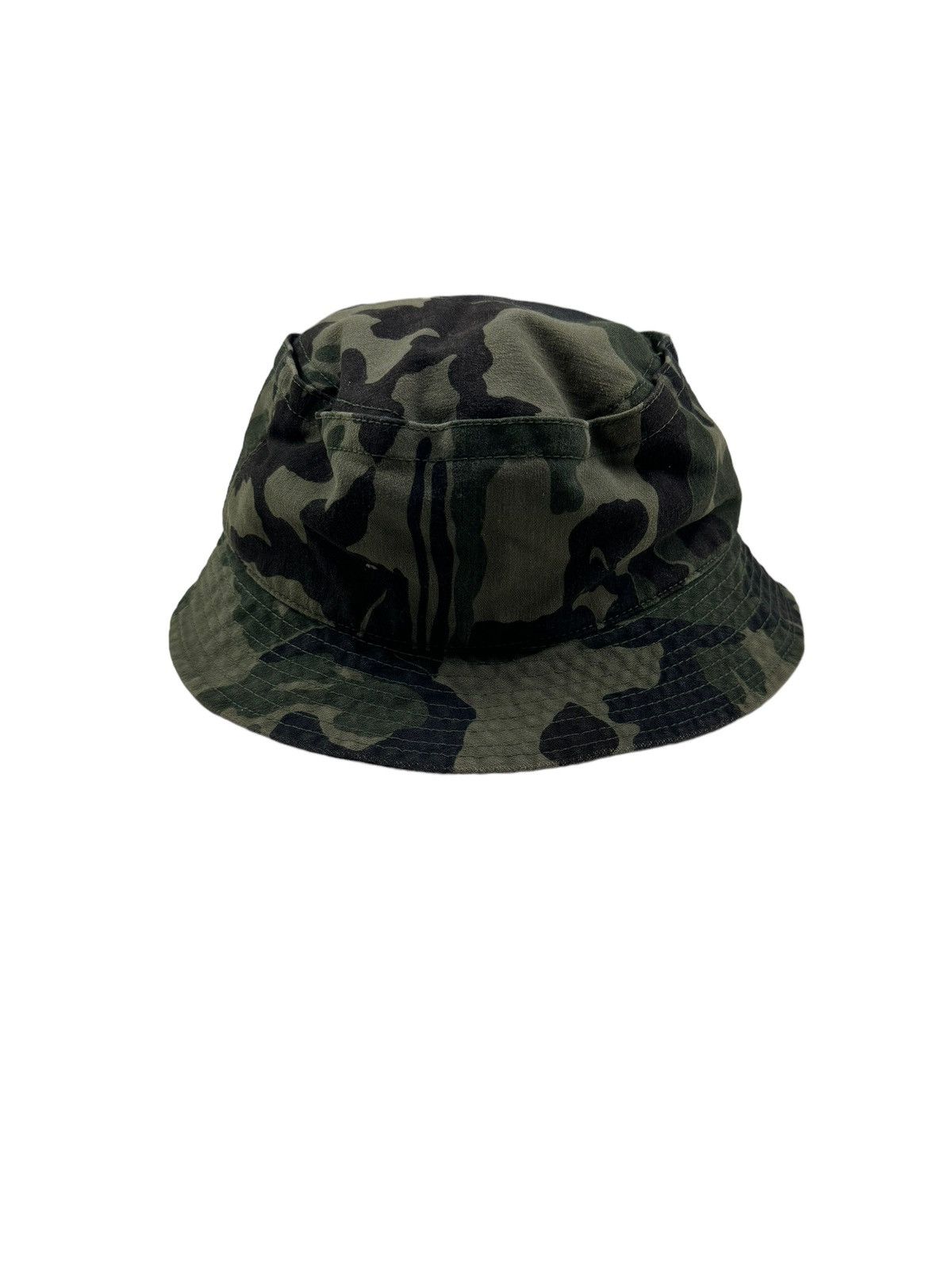 General Research 1996 ‘Nine Chains to the Moon’ Camo Bucket Hat Size ONE SIZE - 3 Thumbnail