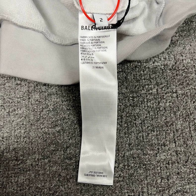 Balenciaga Balenciaga Rainbow Graffiti Logo Hoodie 2502-Nextarrow Size US M / EU 48-50 / 2 - 8 Thumbnail