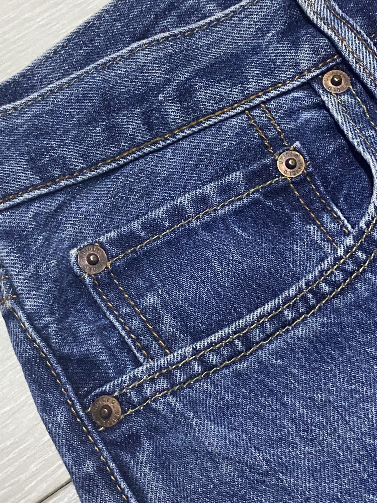 Uniqlo Vintage Japanese Brand Uniqlo Blue Wash Distressed Jeans Size US 35 - 7 Thumbnail
