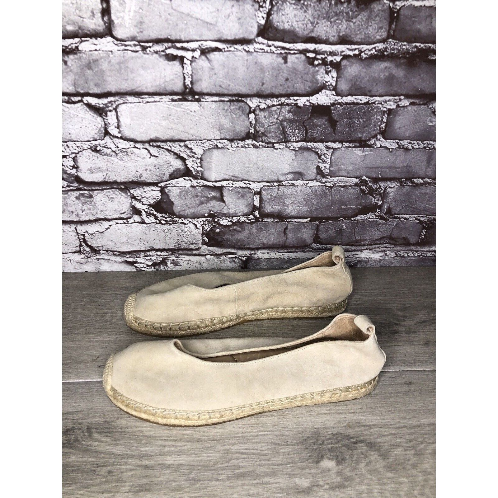Other J. Jill Ivory Suede Leather Slip On Flats Espadrilles Women’ Size US 9.5 / IT 39.5 - 1 Thumbnail
