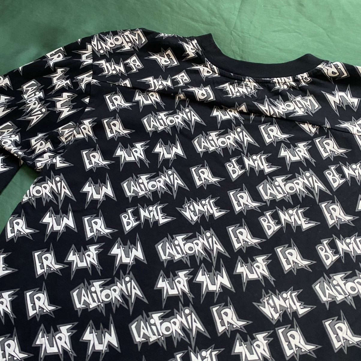 ERL ERL Logo Longsleeve Size US M / EU 48-50 / 2 - 15 Thumbnail
