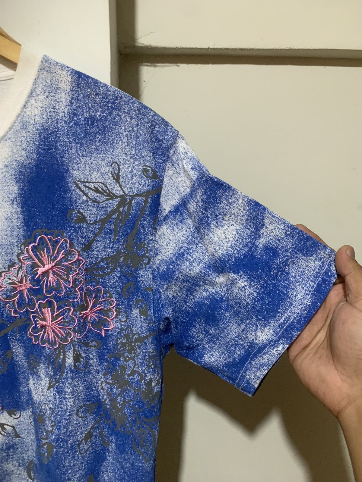 14th Addiction Japanese Wave and Flower All Over Print Tee Shirt Size US M / EU 48-50 / 2 - 4 Thumbnail