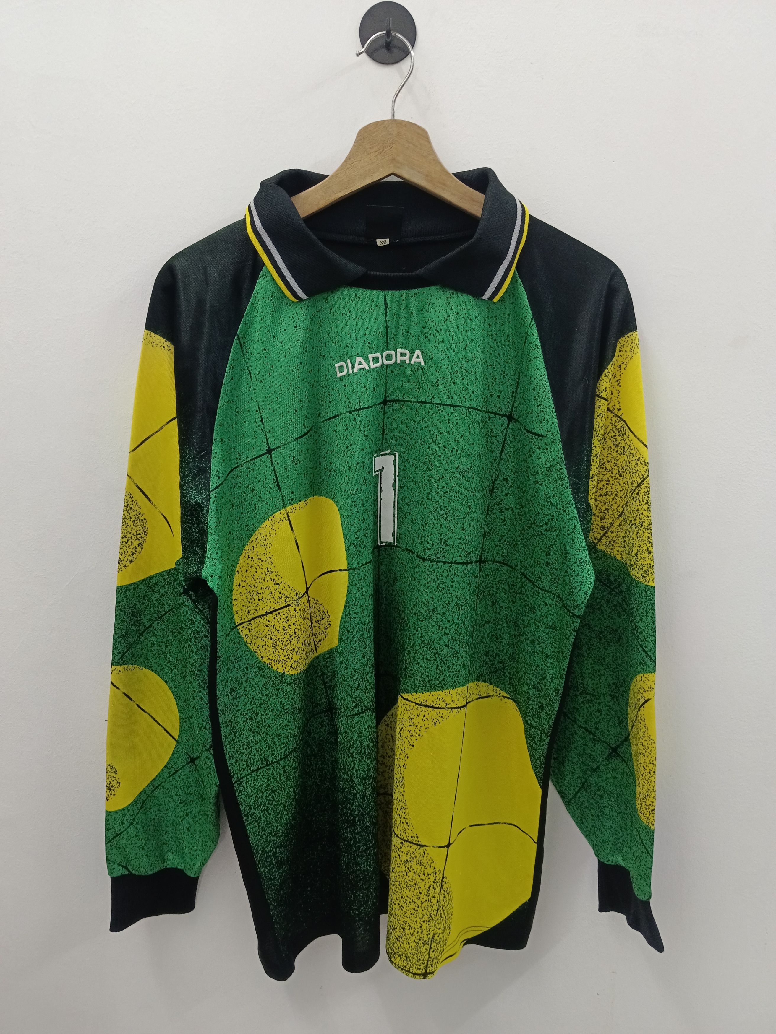 Vintage Vtg 90s Adidas Goalkeeper Jersey "Morimura" #1 Size US XL / EU 56 / 4 - 1 Thumbnail