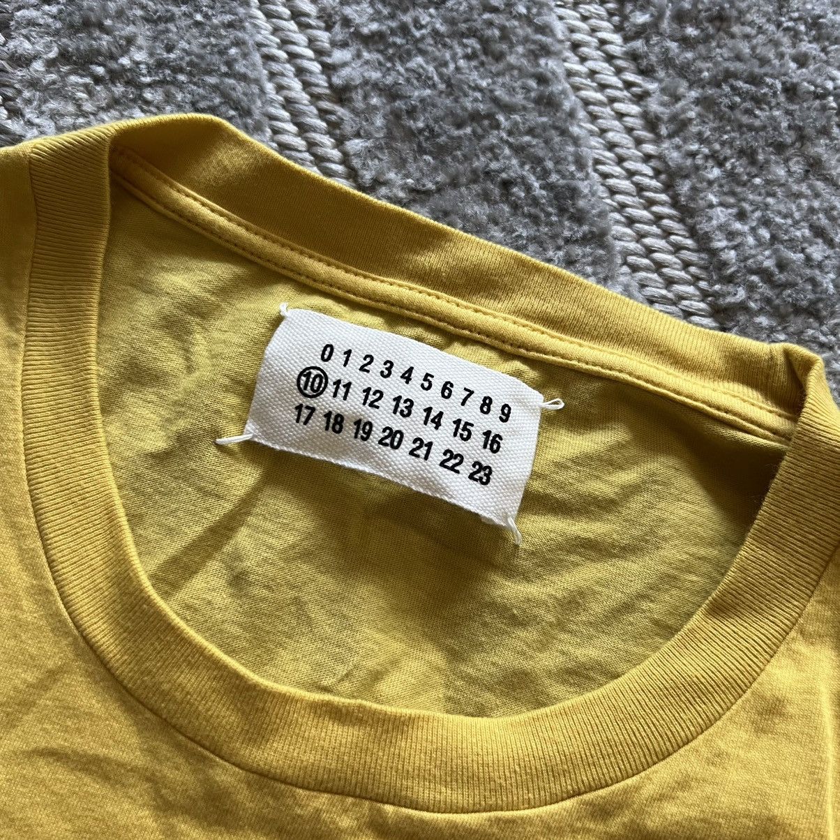Maison Margiela Vintage Maison Margiela S/S 2007 Flower T-Shirt Avant-Garde Size US S / EU 44-46 / 1 - 5 Thumbnail
