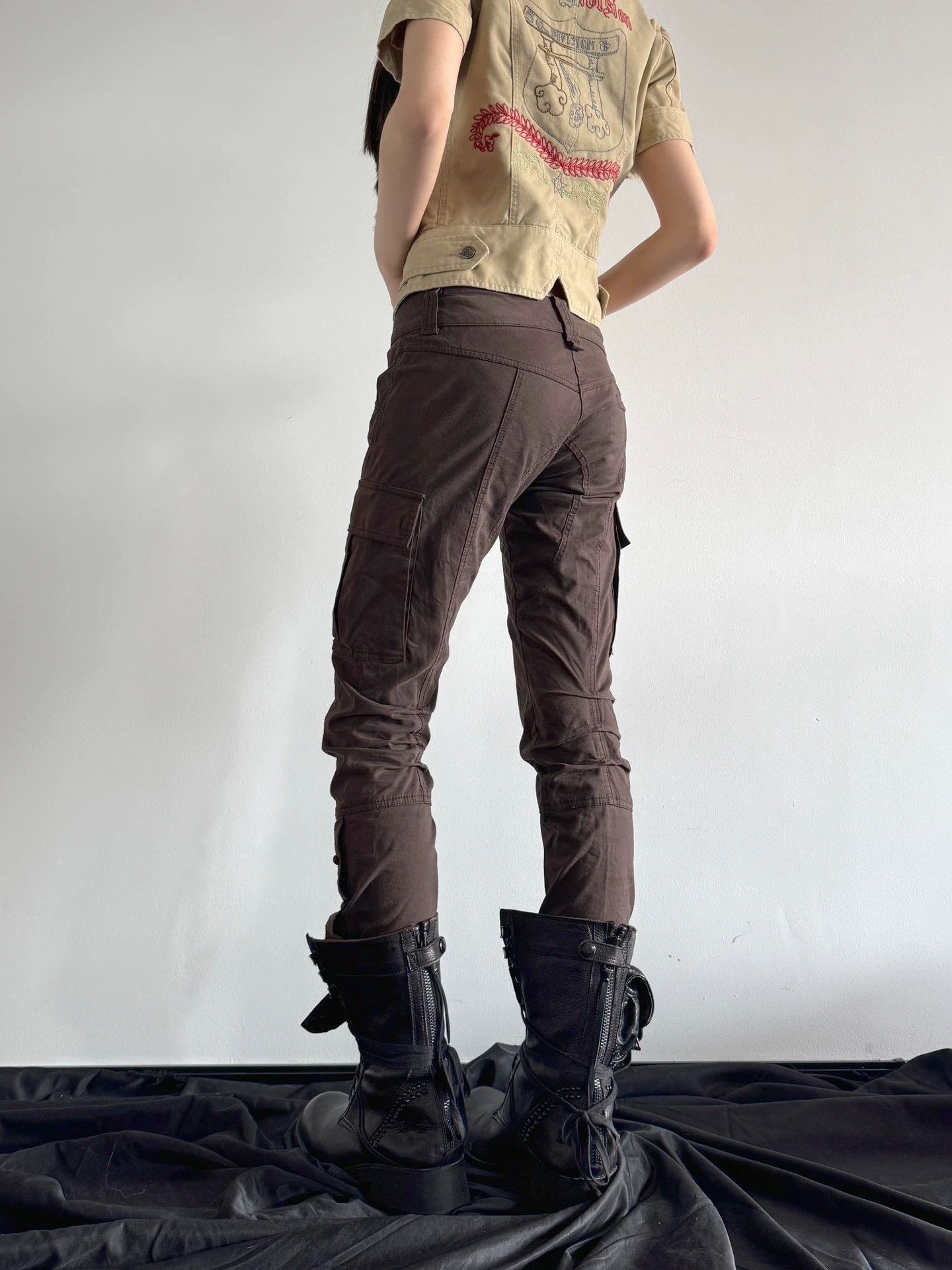 Vintage Vintage Italian Beaded Fitted Low-Rise Crop Pants Size 25" / US 0 / IT 36 - 8 Thumbnail