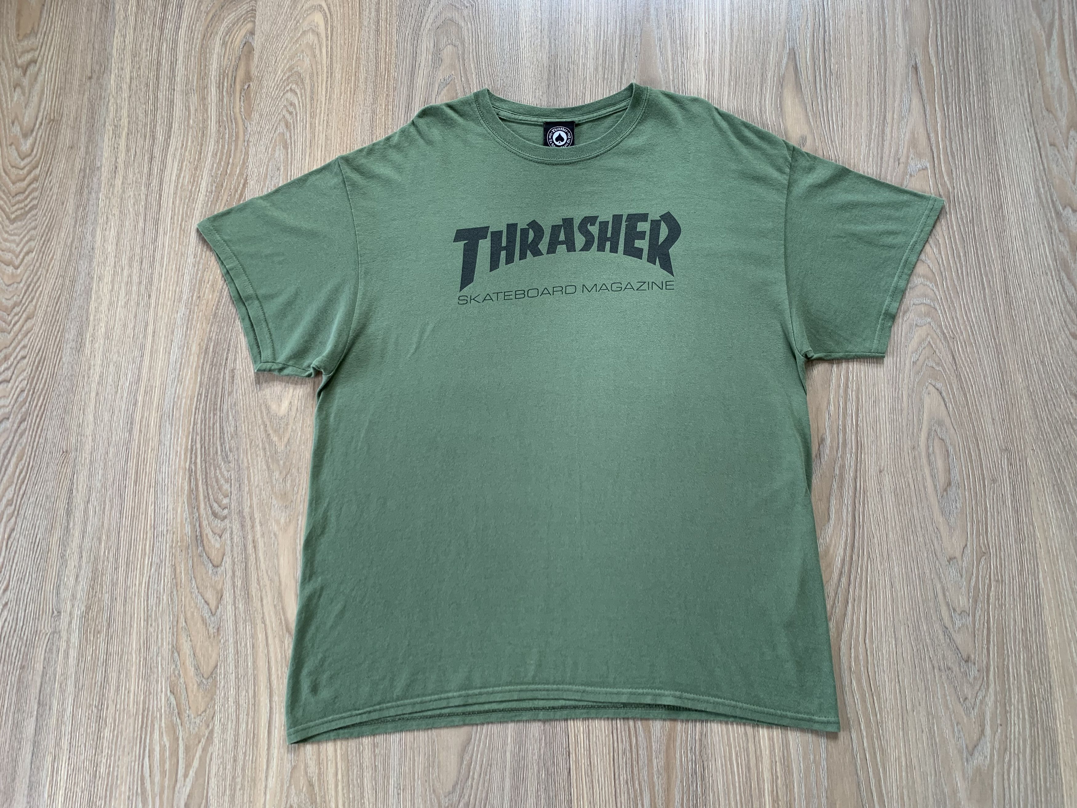 Thrasher × Vintage × Welcome Skateboards Vintage Thrasher Khaki Center Logo T-shirt Size US XL / EU 56 / 4 - 2 Thumbnail