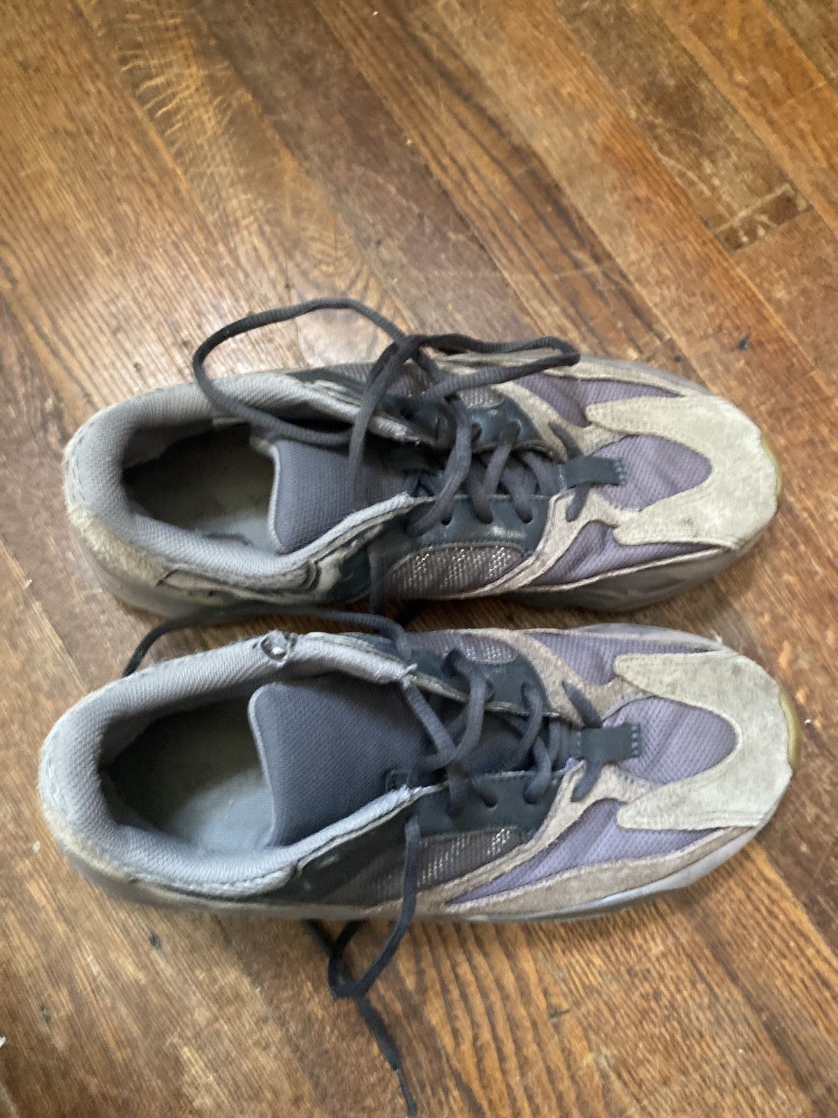 Other Yeezy 700 size 9 used Size US 9 / EU 42 - 2 Thumbnail