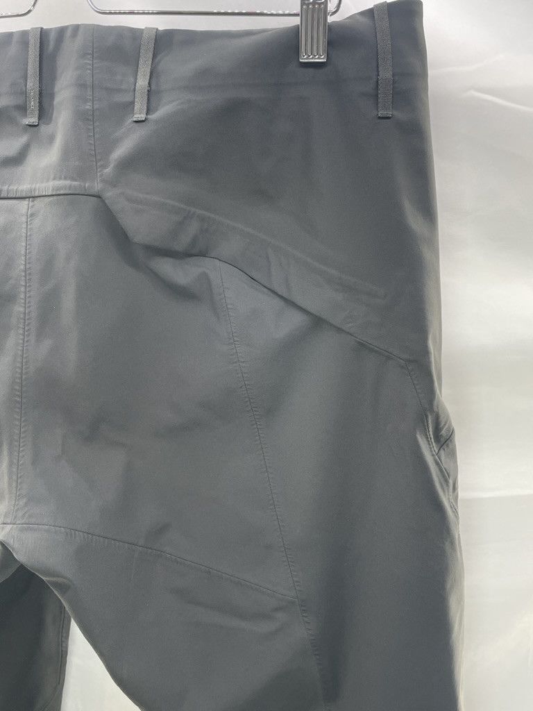 Veilance ARCTERYX VEILANCE Indisce Graphite Gray Nylon Pants Size US 36 / EU 52 - 15 Thumbnail