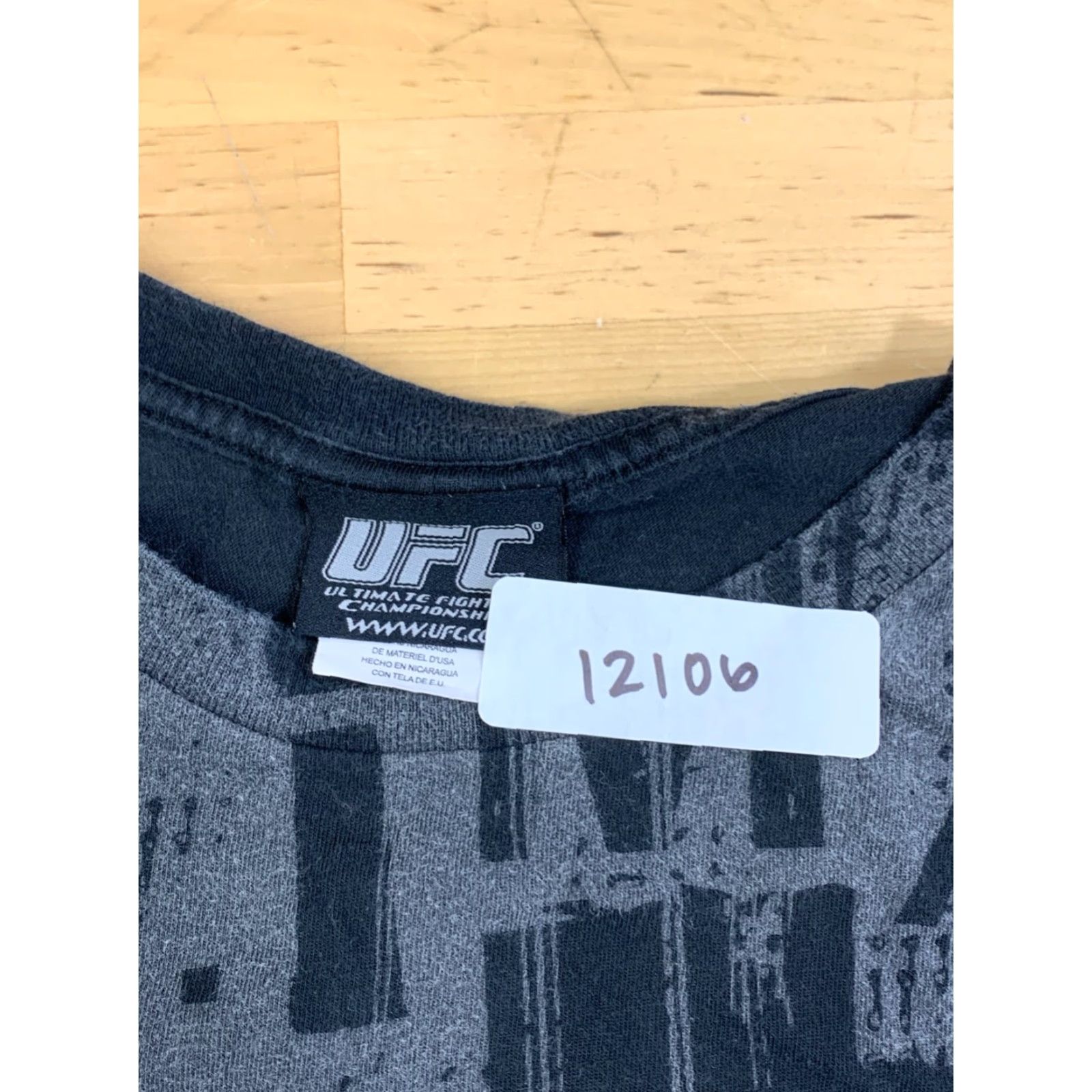 UFC VINTAGE UFC Shirt Mens XL Black AOP Y2K Logo Crew Neck Short Sleeve 12106 Size US XL / EU 56 / 4 - 2 Thumbnail