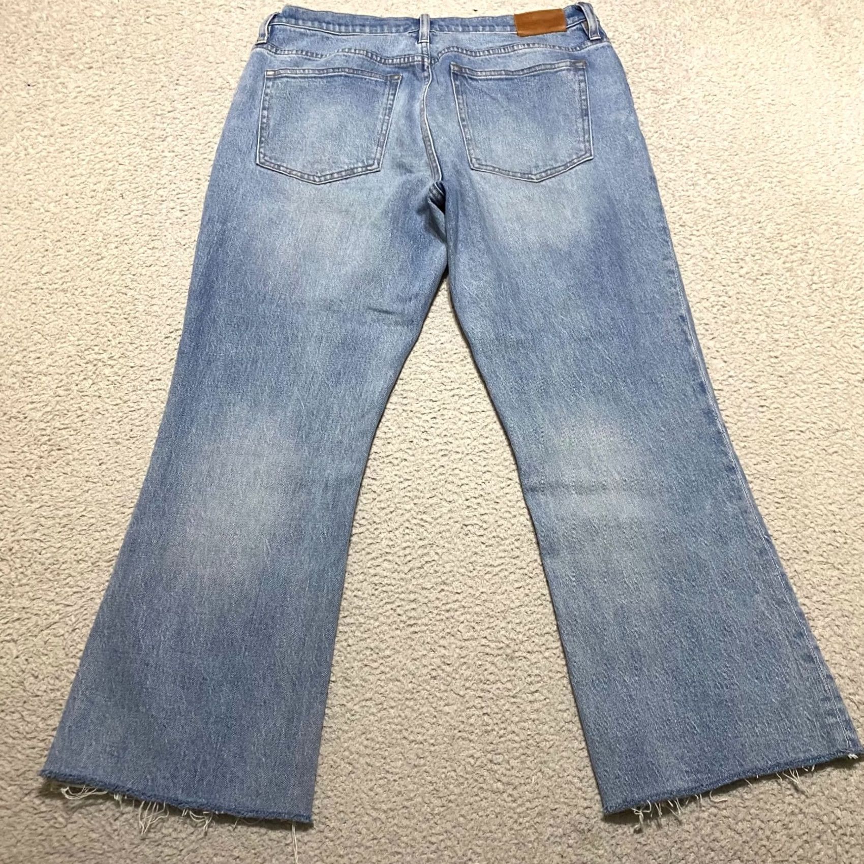J.Crew J.CREW Jeans Women's 31 Blue Denim Medium Wash Bootcut Crop High Rise 5-Pocket 25in Inseam Regular Rise Denim Shirt? Size 24" / US 00 / IT 34 - 2 Thumbnail