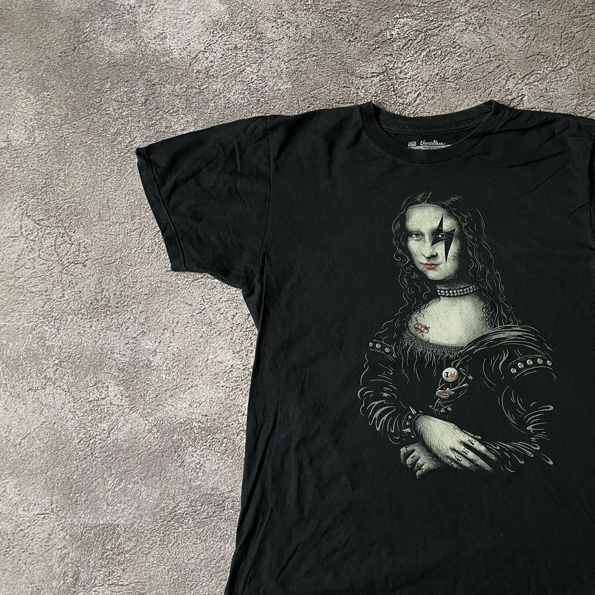 Vintage Vintage Y2K Mona Lisa Graphic Tee Punk Horror Grunge Boxy M Size US M / EU 48-50 / 2 - 4 Thumbnail