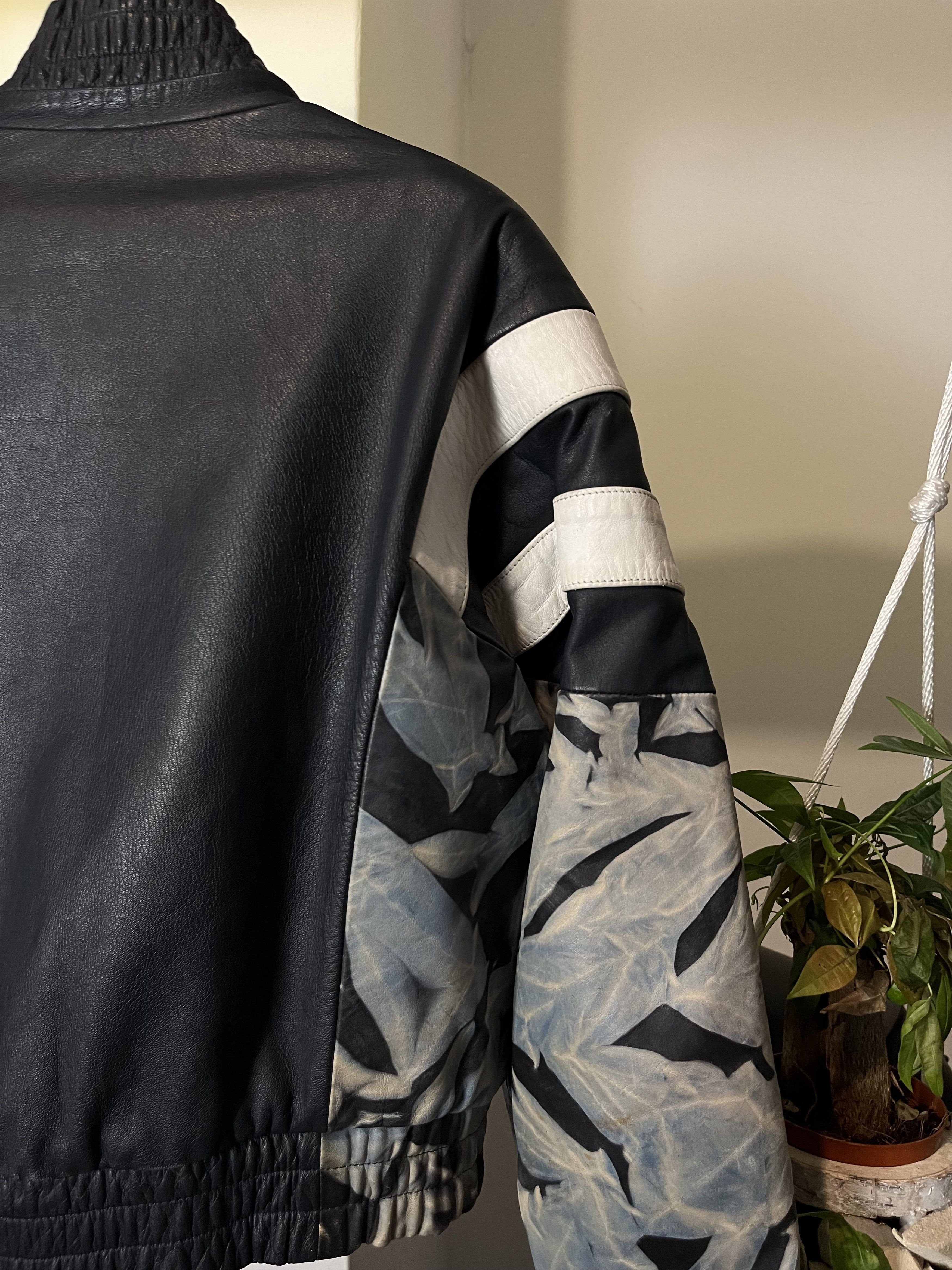 Vintage Vintage 80s Harro Magic Bike Real Leather Jacket Riri Size US M / EU 48-50 / 2 - 12 Thumbnail
