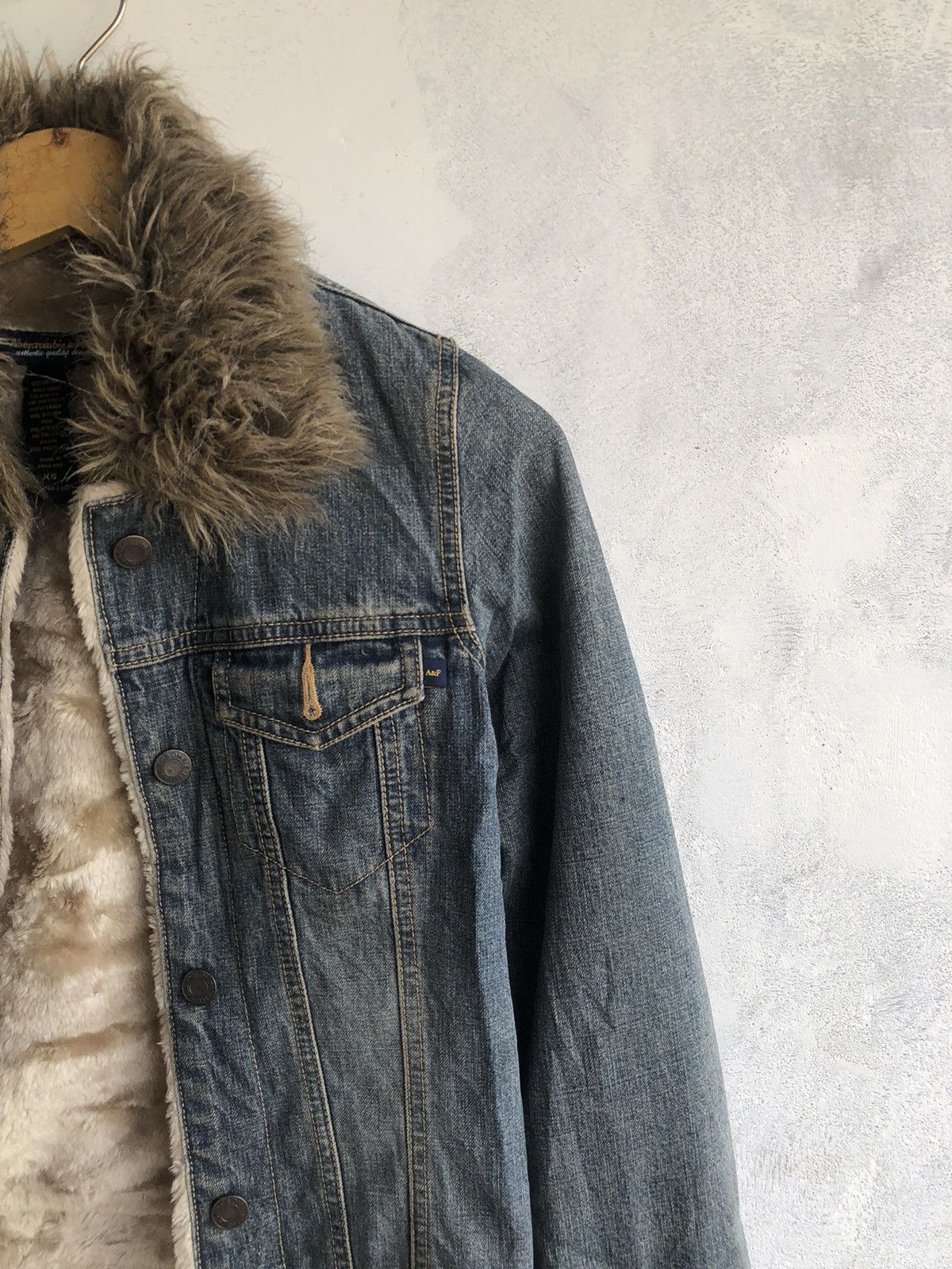 Abercrombie & Fitch Denim Fur Jacket Rock Punk Number Nine Style Size US XS / EU 42 / 0 - 3 Thumbnail