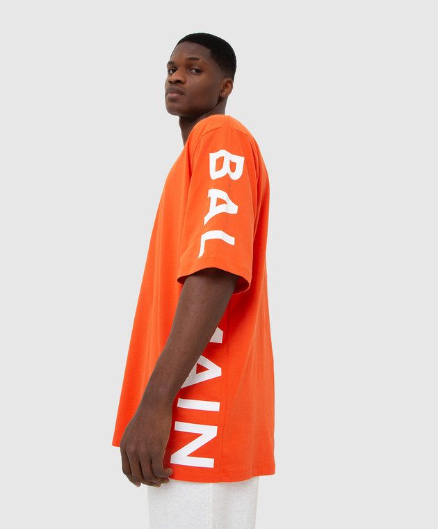 Balmain o1y0426 Logo Crewneck T-Shirt in Tomato Red Size US S / EU 44-46 / 1 - 3 Thumbnail