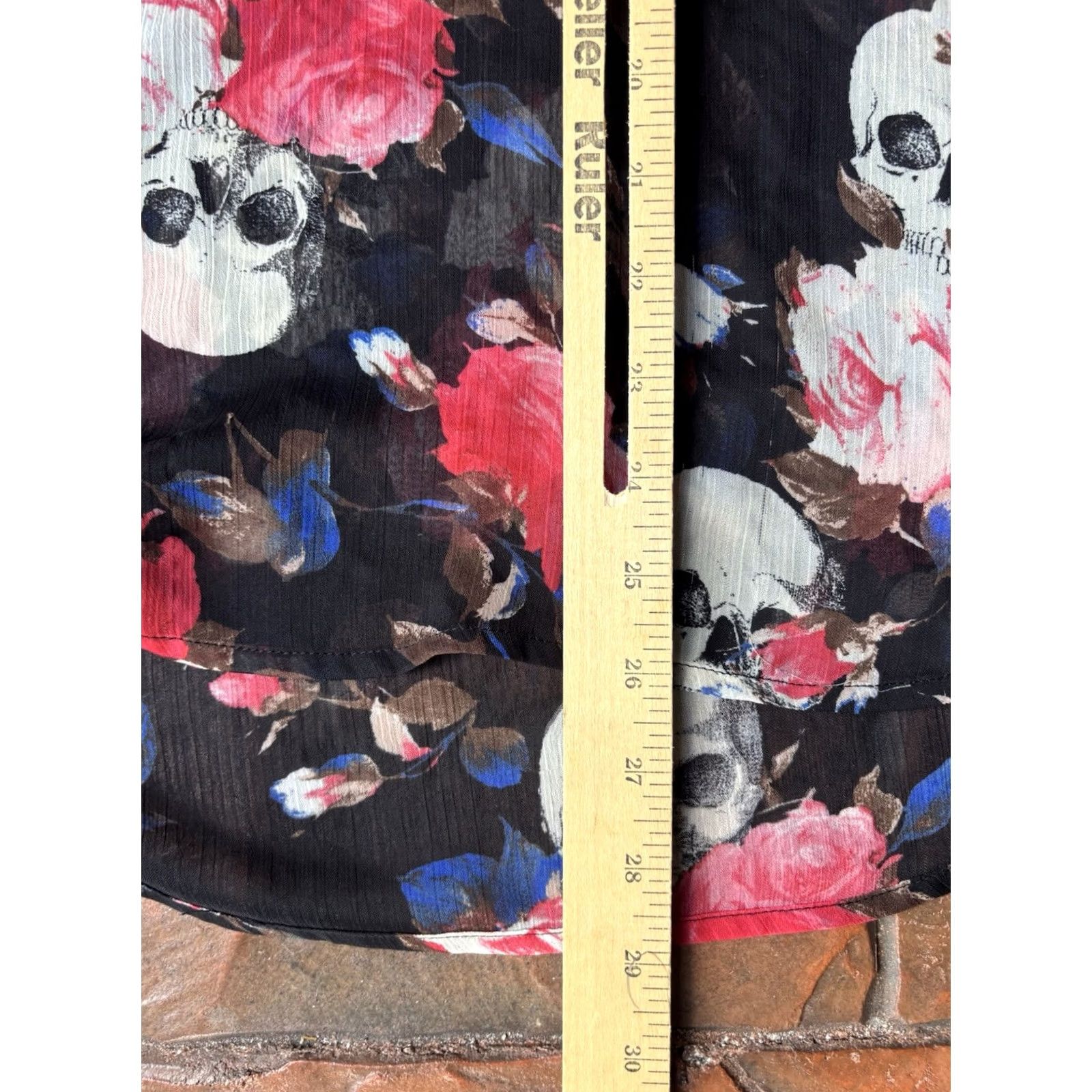 47 Rock 47 Skull Roses Floral Long Sleeve Shirt Blouse Women’s Small Size S / US 4 / IT 40 - 5 Thumbnail