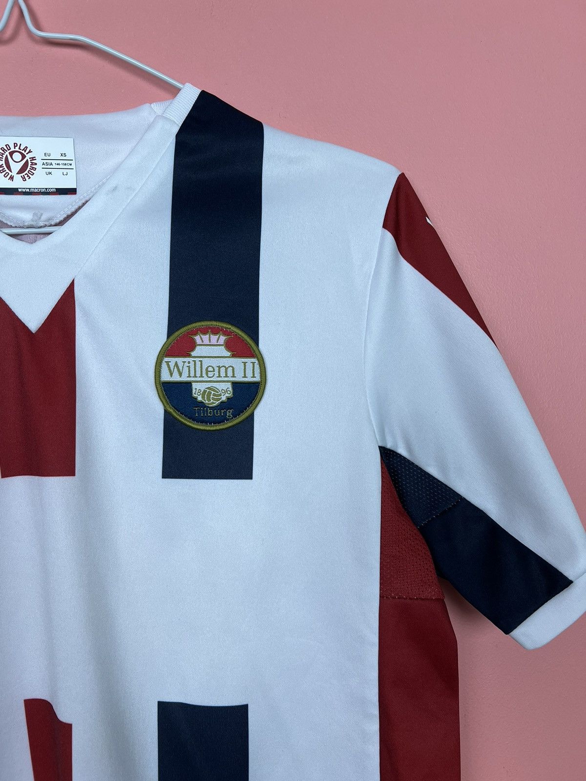 Macron Macron Willem 2 II soccer jersey football hype tee Size US XS / EU 42 / 0 - 2 Thumbnail