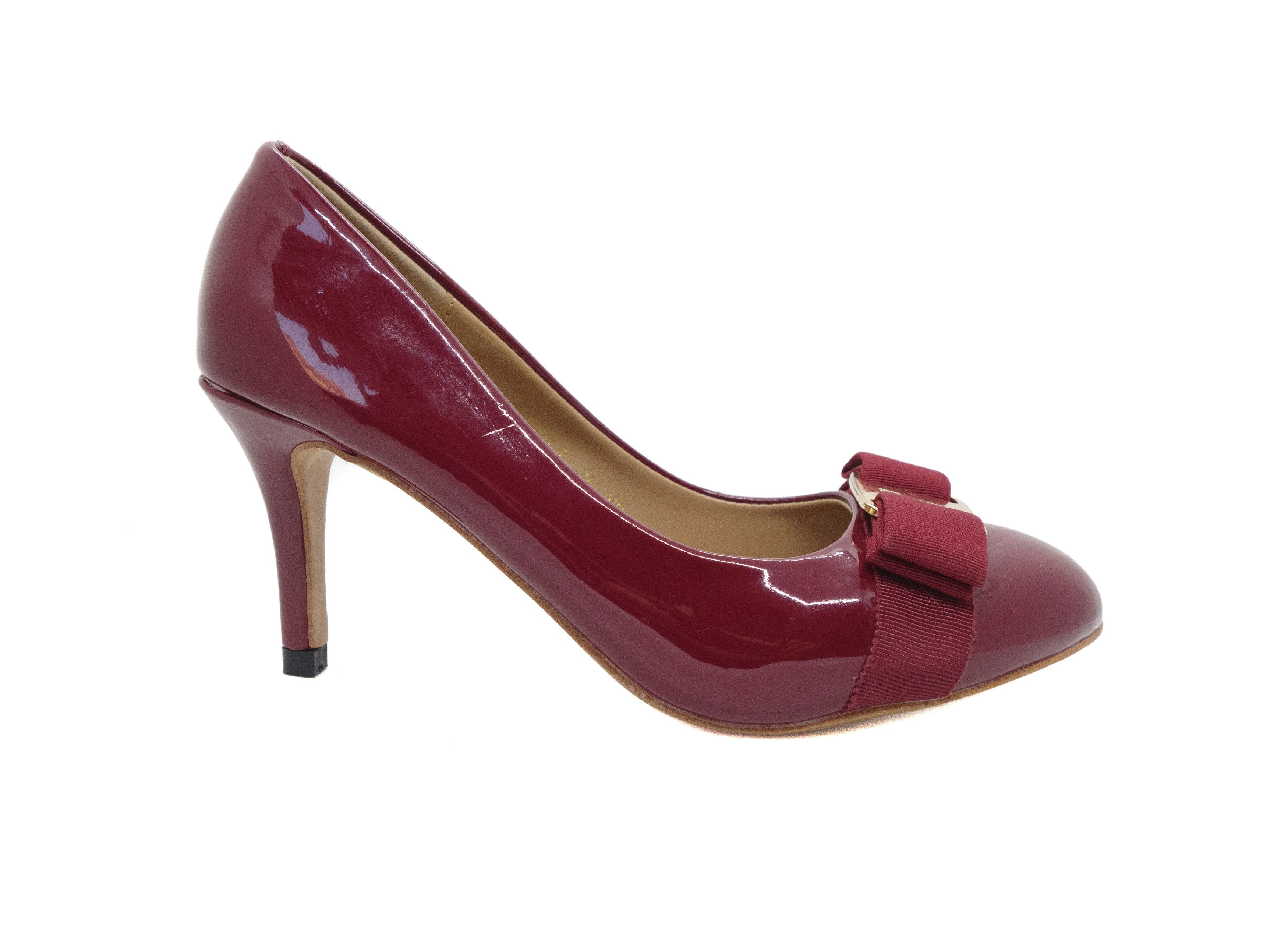 Salvatore Ferragamo 00s Carla 70 Patent Leather Vara Bow Pumps Size US 5 / IT 35 - 3 Thumbnail