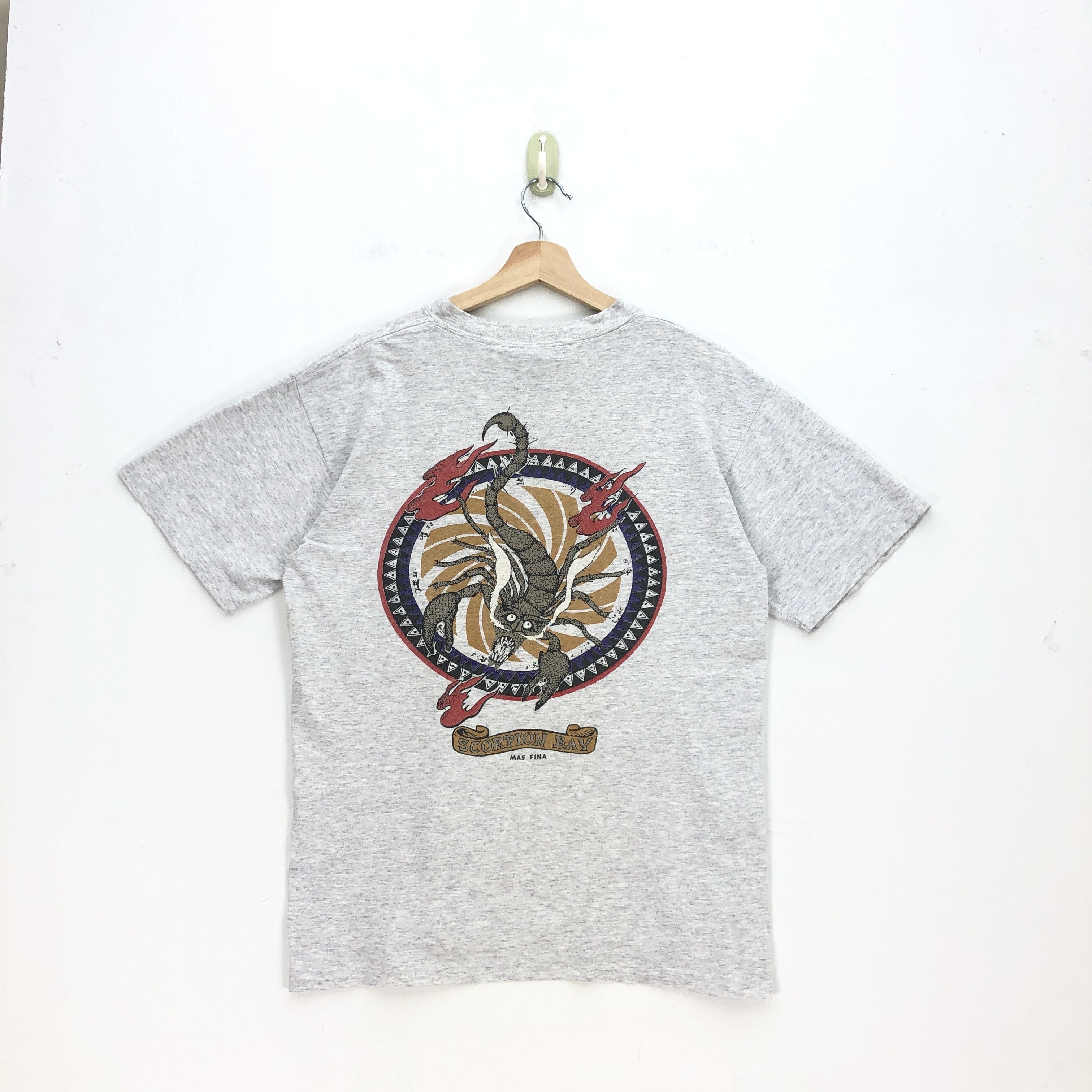 Vintage Vintage 90's Scorpion Bay T Shirt Crewneck Tees Size US M / EU 48-50 / 2 - 1 Thumbnail