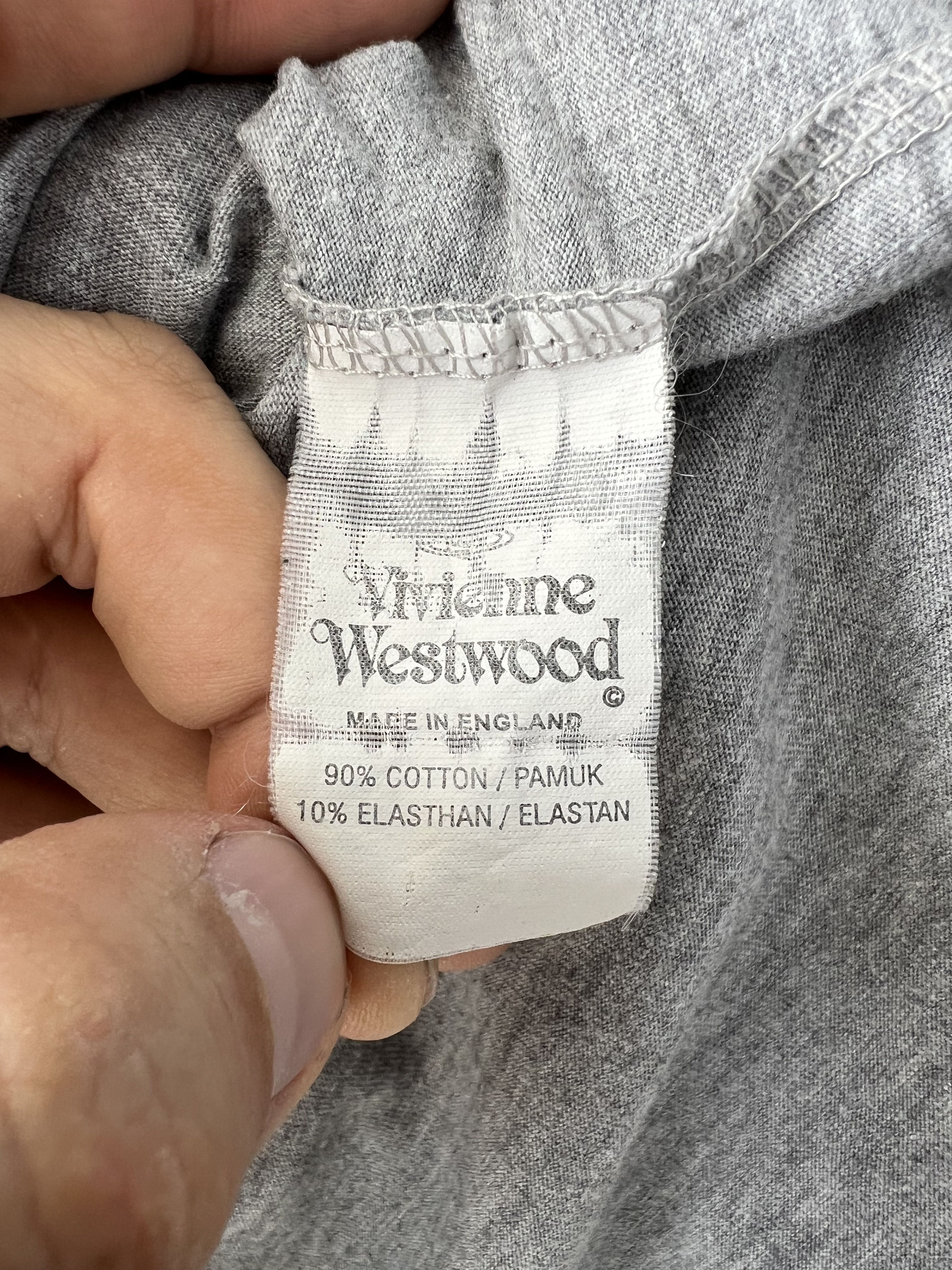 Vivienne Westwood Vivienne Westwood Made in England Longsleeve L Size US L / EU 52-54 / 3 - 4 Thumbnail