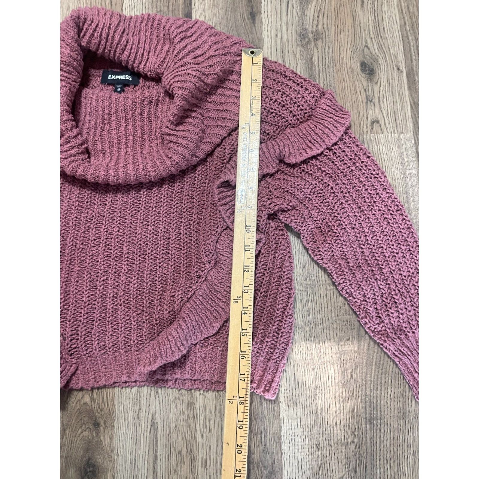 Express Express Sweater Women's Size XS Pink Turtleneck Ruffle Knit Pullover Size XS / US 0-2 / IT 36-38 - 7 Thumbnail