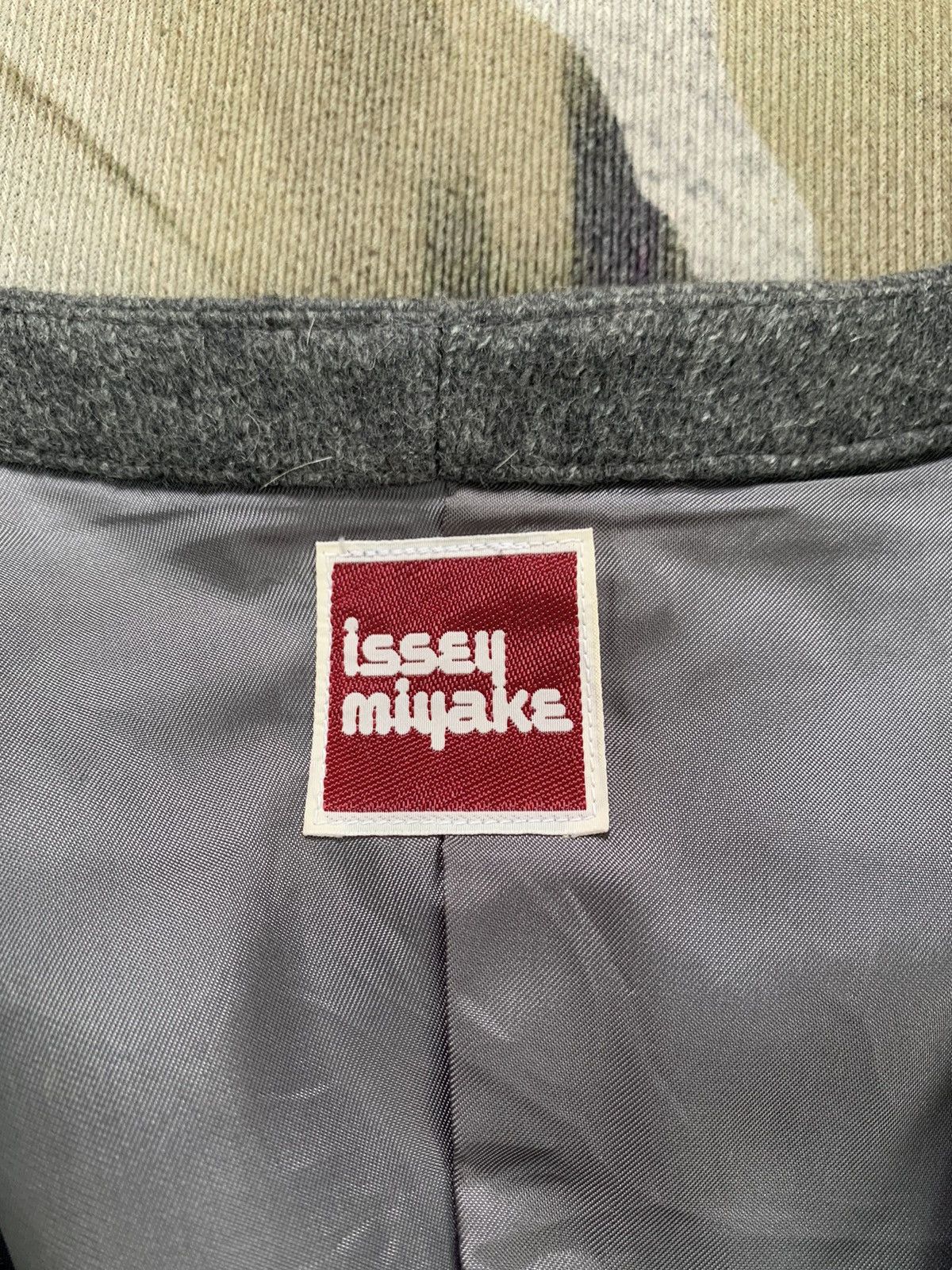 Issey Miyake Vintage 70s Issey Miyake Blend Wool Long Coat Size M / US 6-8 / IT 42-44 - 19 Thumbnail