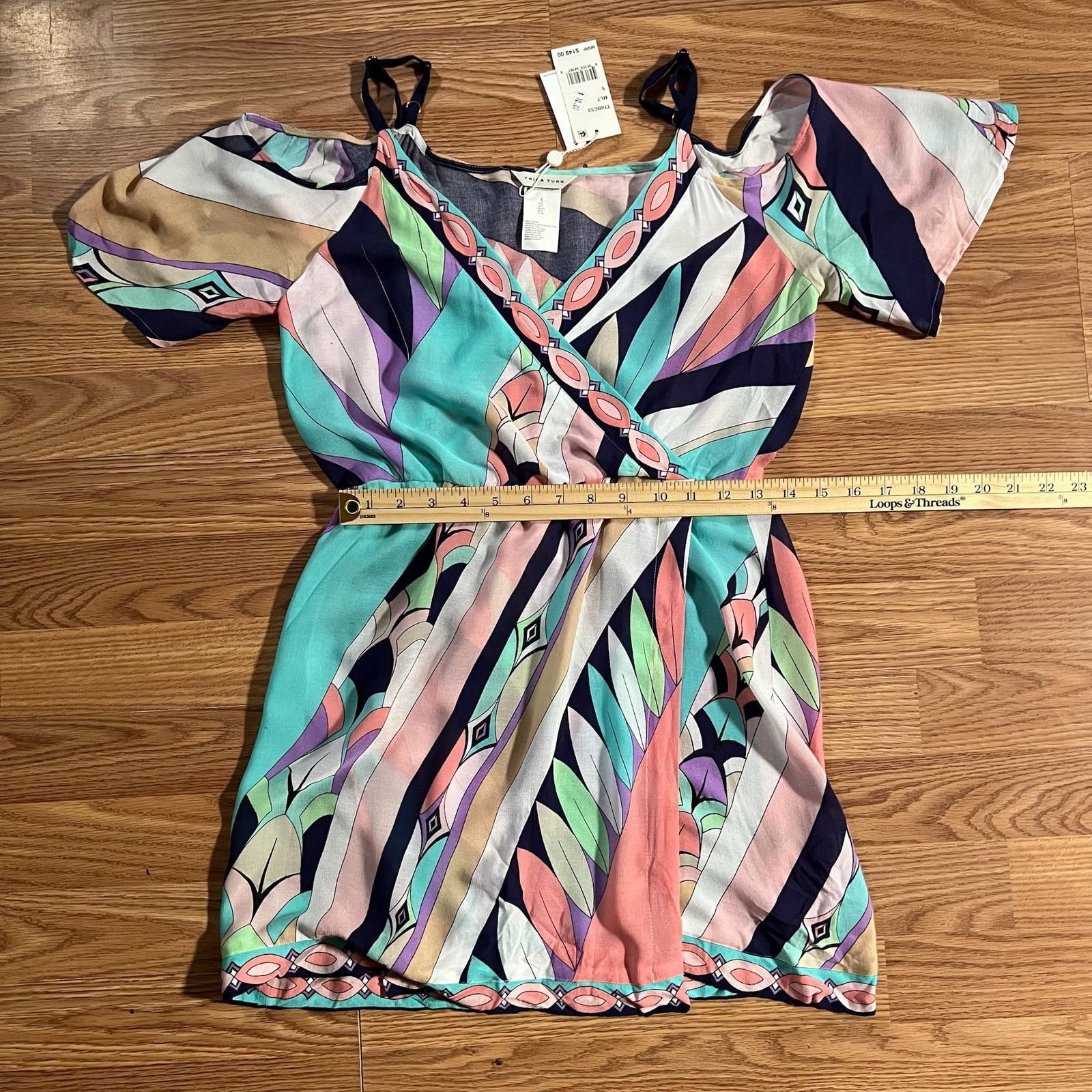 Trina Turk NWT Trina Turk Geo Print Beach Cover-Up Dress S Coastal Boho Size S / US 4 / IT 40 - 4 Thumbnail