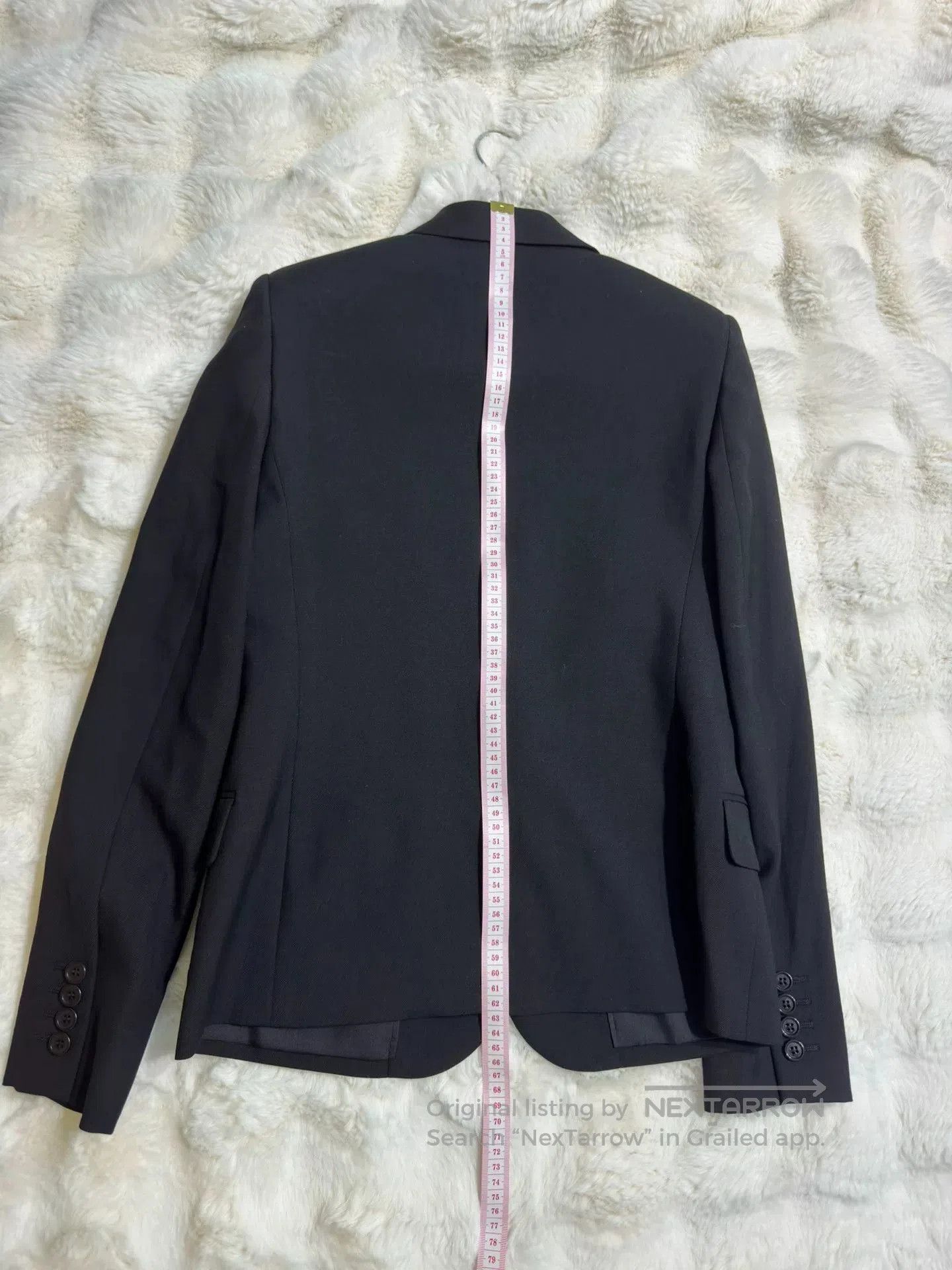 Yves Saint Laurent Saint Laurent Women's Classic Blazer. Size XS / US 0-2 / IT 36-38 - 9 Thumbnail