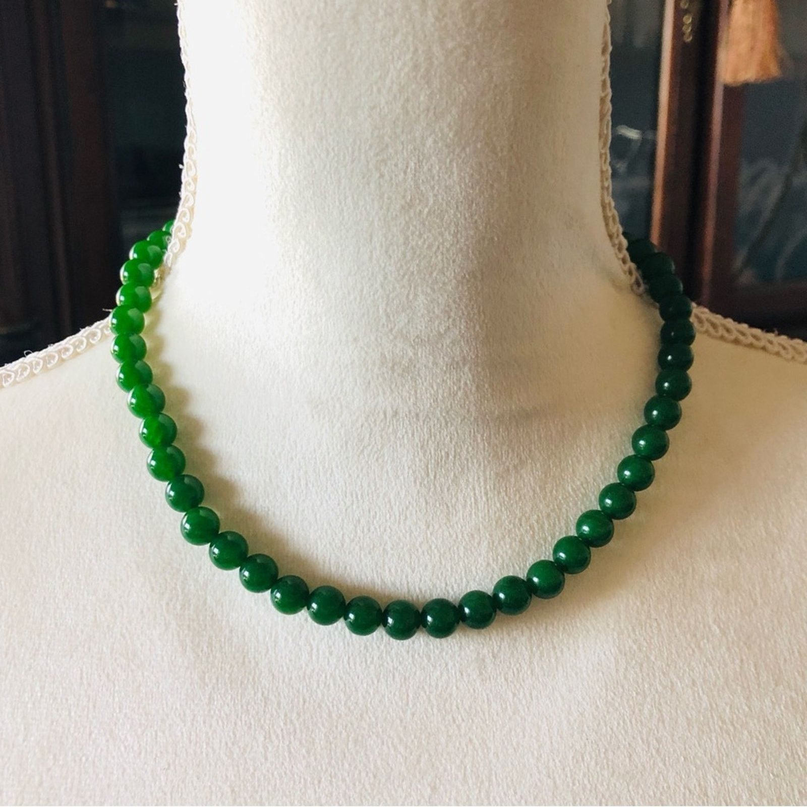 Jewelry Genuine nephrite jade 8mm round bead necklace Size ONE SIZE - 2 Thumbnail