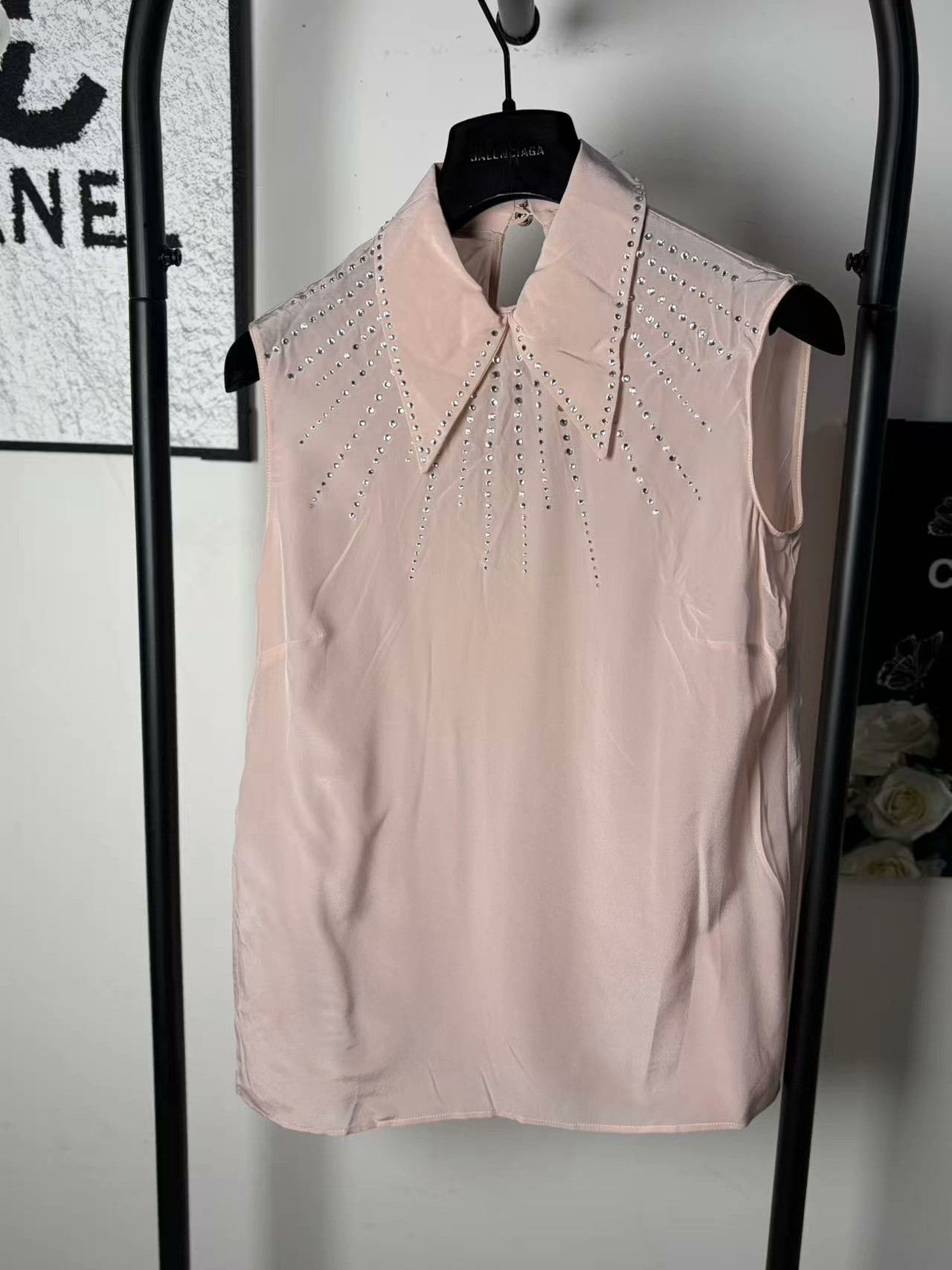 Miu Miu Miu Miu White Button Up M Women Size M / US 6-8 / IT 42-44 - 1 Thumbnail
