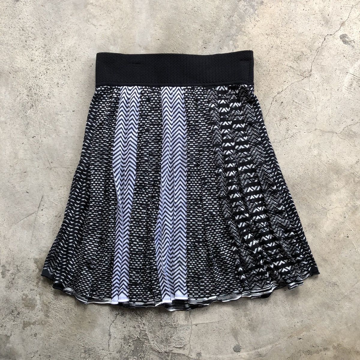 Missoni MISSONI Knit Striped Skirt Size 34" / US 12 / IT 48 - 1 Thumbnail