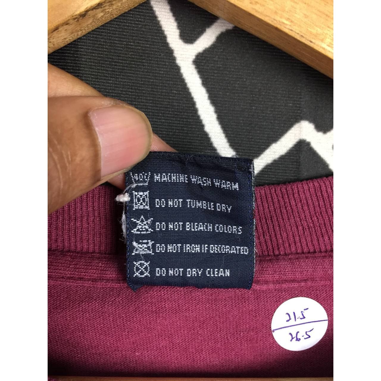 Uniqlo × Vintage Vtg 90s Uniqlo Booked For Love Made in Usa Graphic Art Tee Size US L / EU 52-54 / 3 - 15 Thumbnail