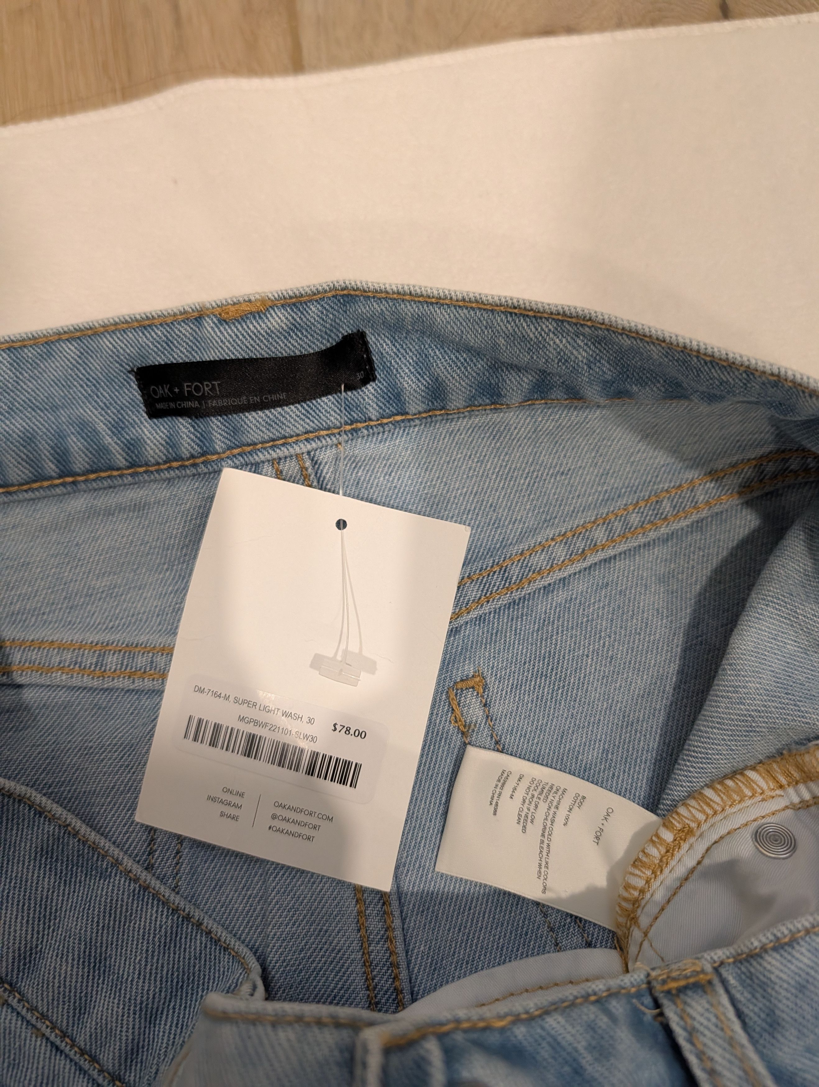 Oak + Fort Oak & Fort Super Light Wash straight leg denim Size US 30 / EU 46 - 4 Thumbnail