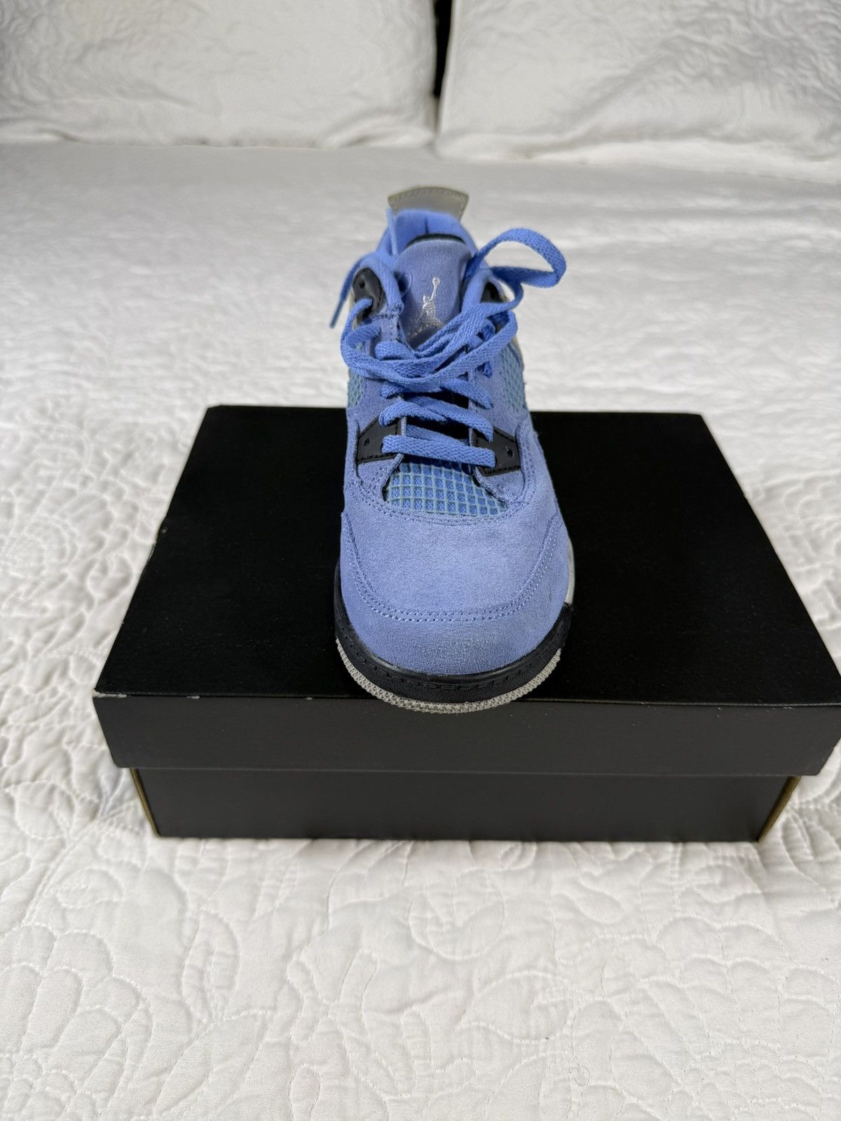 Jordan Brand Air Jordan 4 University Blue 2Y Size US 4 / IT 34 - 3 Thumbnail