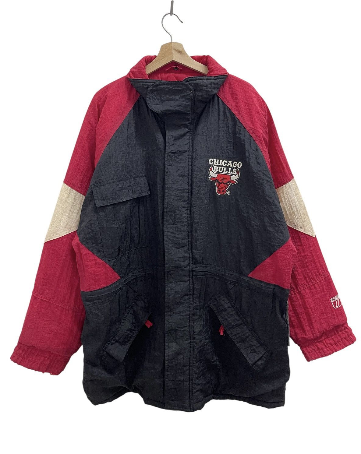 Logo 7 NBA Chicago Bulls Nylon Jacket Size US L / EU 52-54 / 3 - 7 Thumbnail