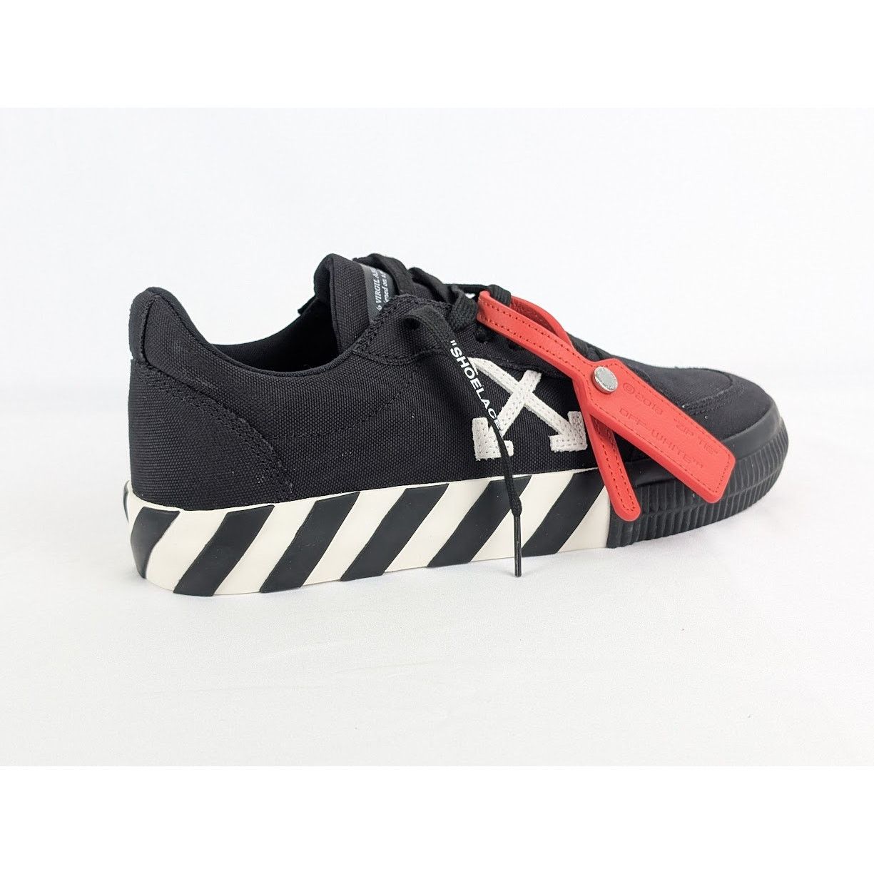 Off-White o1rshd1 Low Vulcanized Canvas Sneakers in White / Black Size US 5.5 / EU 38 - 5 Thumbnail