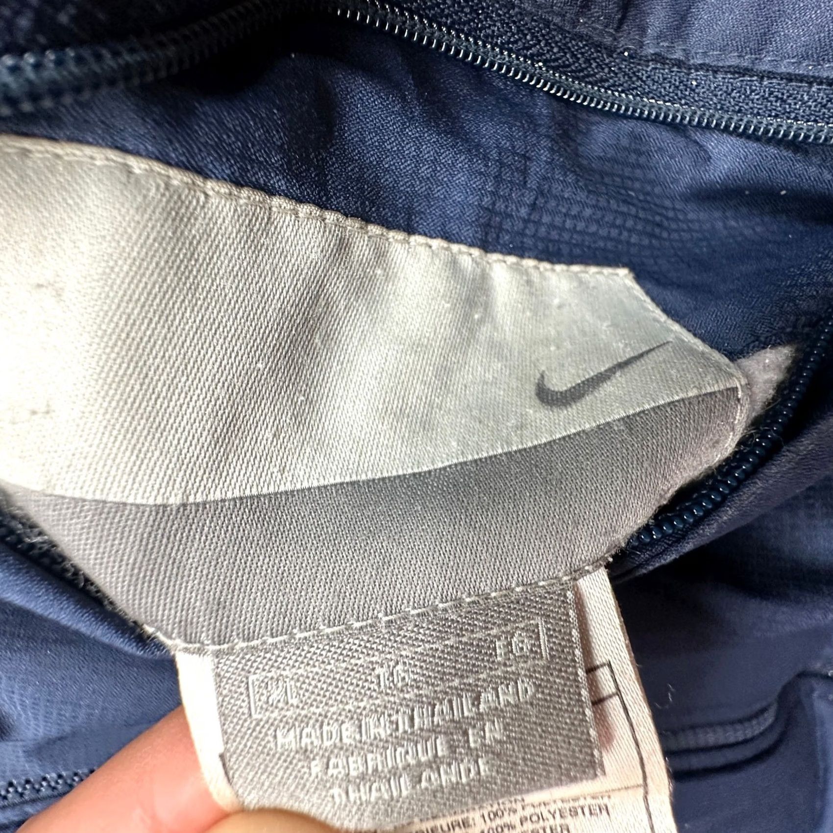Nike VINTAGE Nike Jacket Mens XL Navy Blue Gray Hooded Reversible Zip Y2K STAINED Size US XL / EU 56 / 4 - 5 Thumbnail