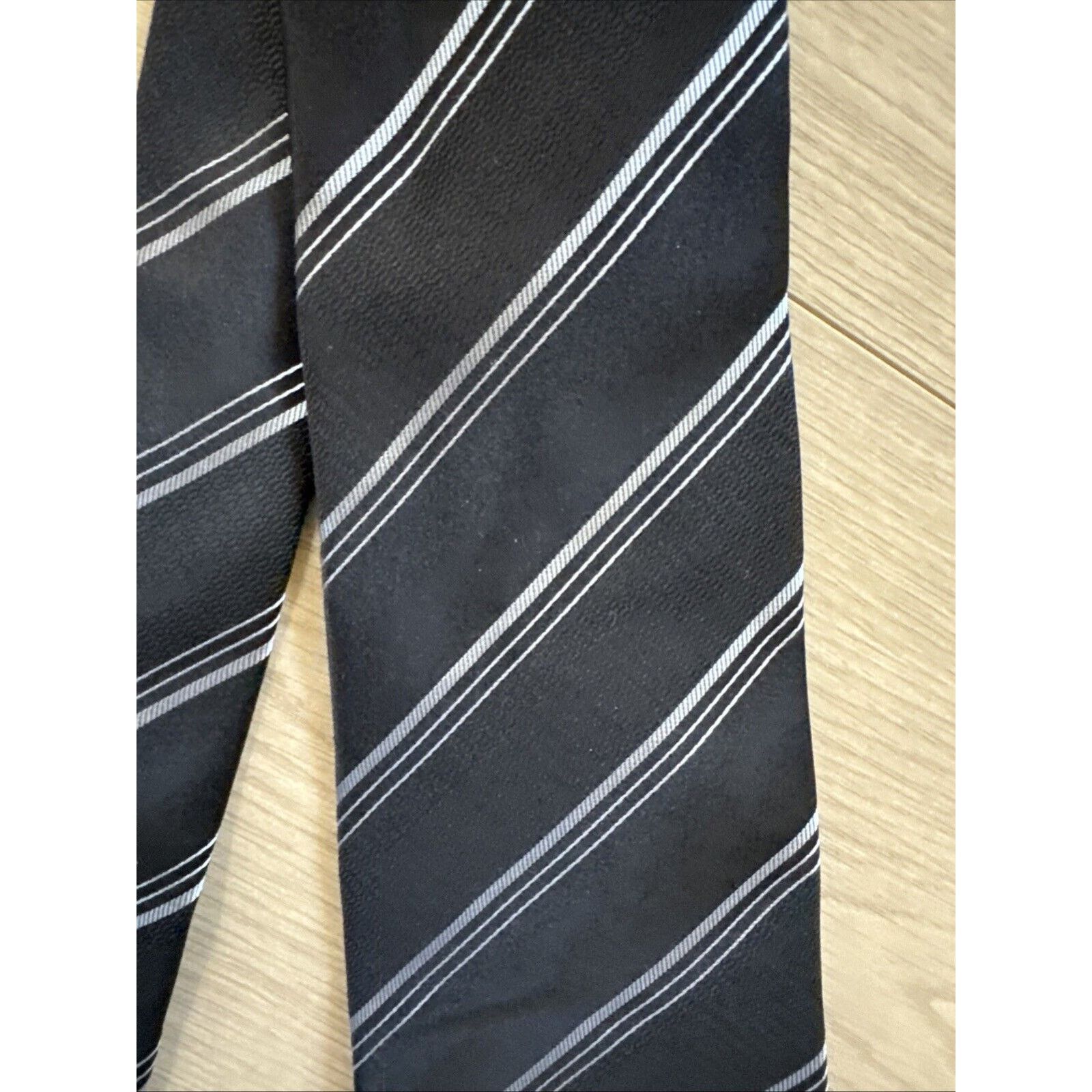 Emporio Armani EMPORIO ARMANI Genuine authentic Mens Silk 100 Tie 32 Size 32 - 6 Thumbnail