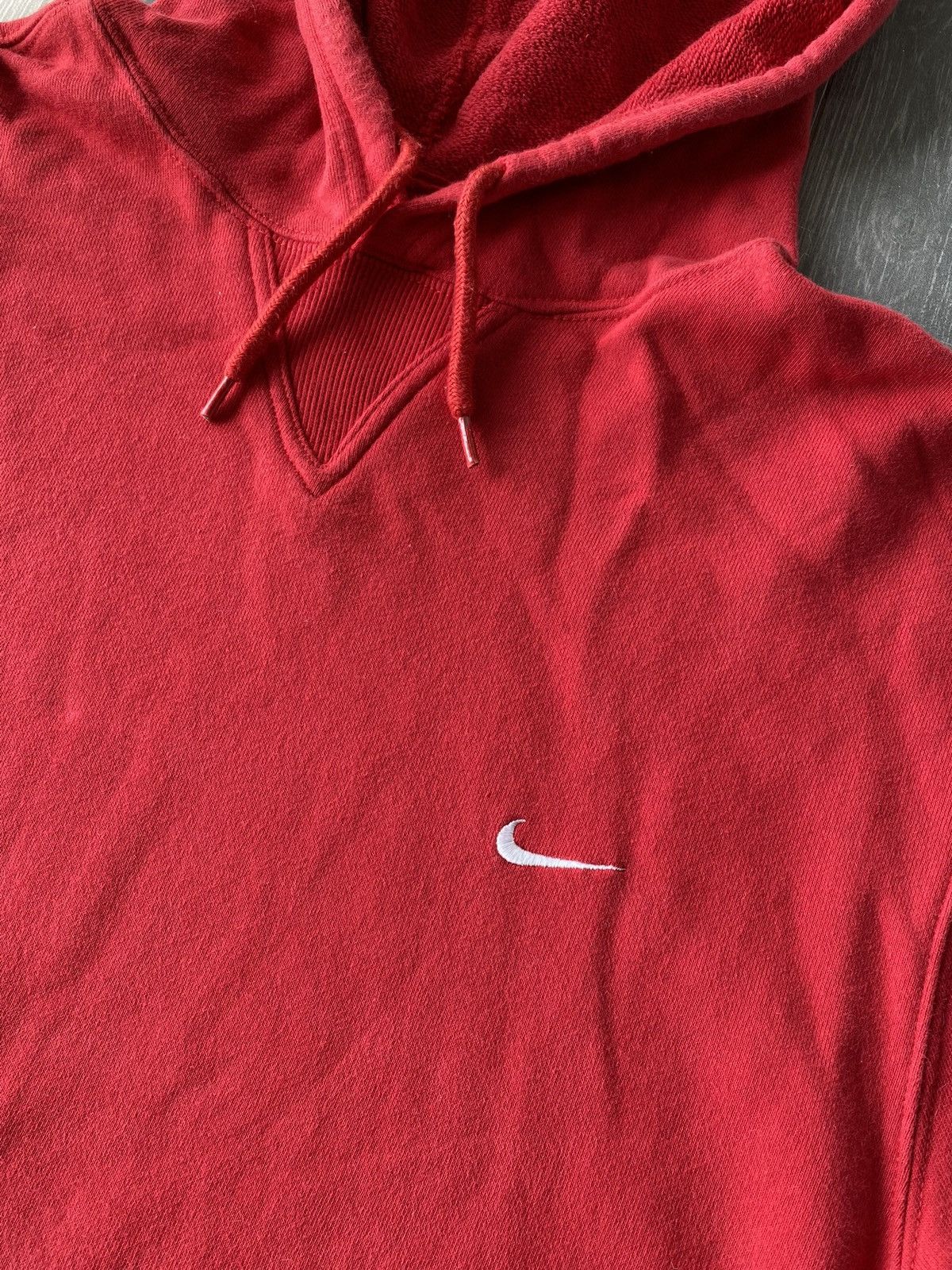 Nike × Vintage Vintage Y2K Red Nike Essential Swoosh Hoodie🍒 Size US L / EU 52-54 / 3 - 4 Thumbnail