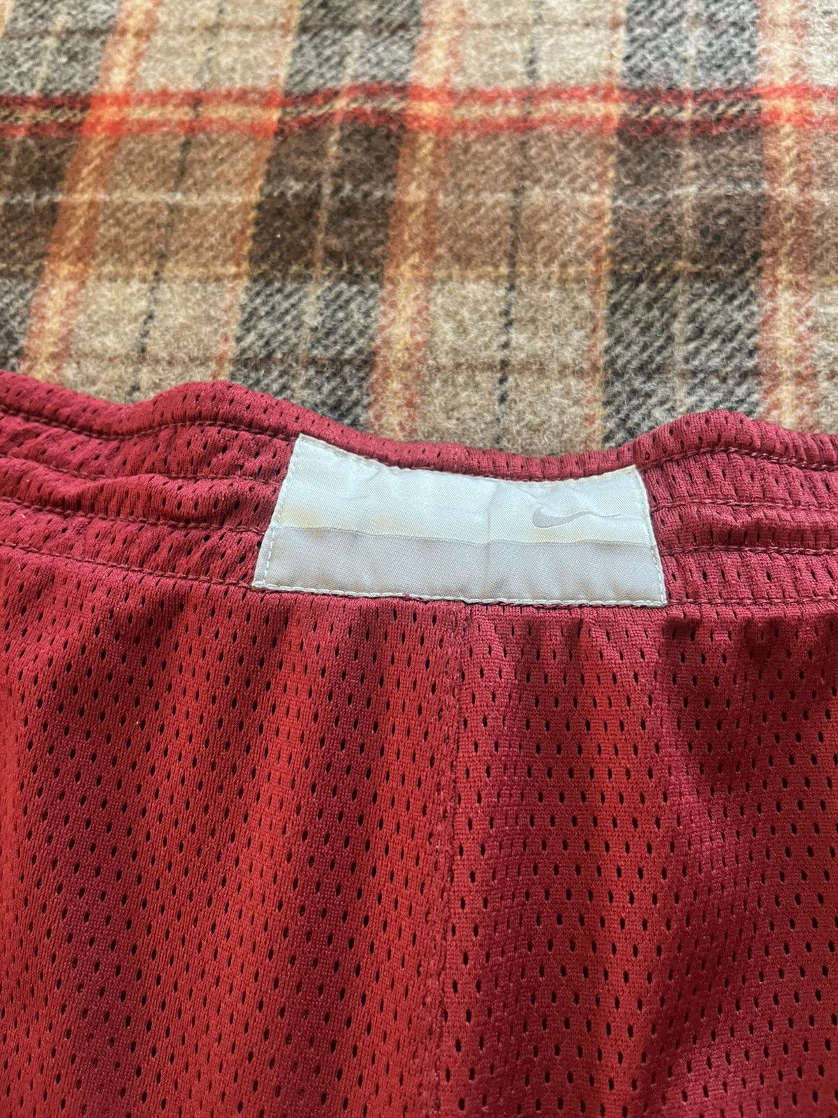 Nike Vintage 2000’s Y2K Nike Reversible Basketball Shorts mens 34 Size US 34 / EU 50 - 13 Thumbnail