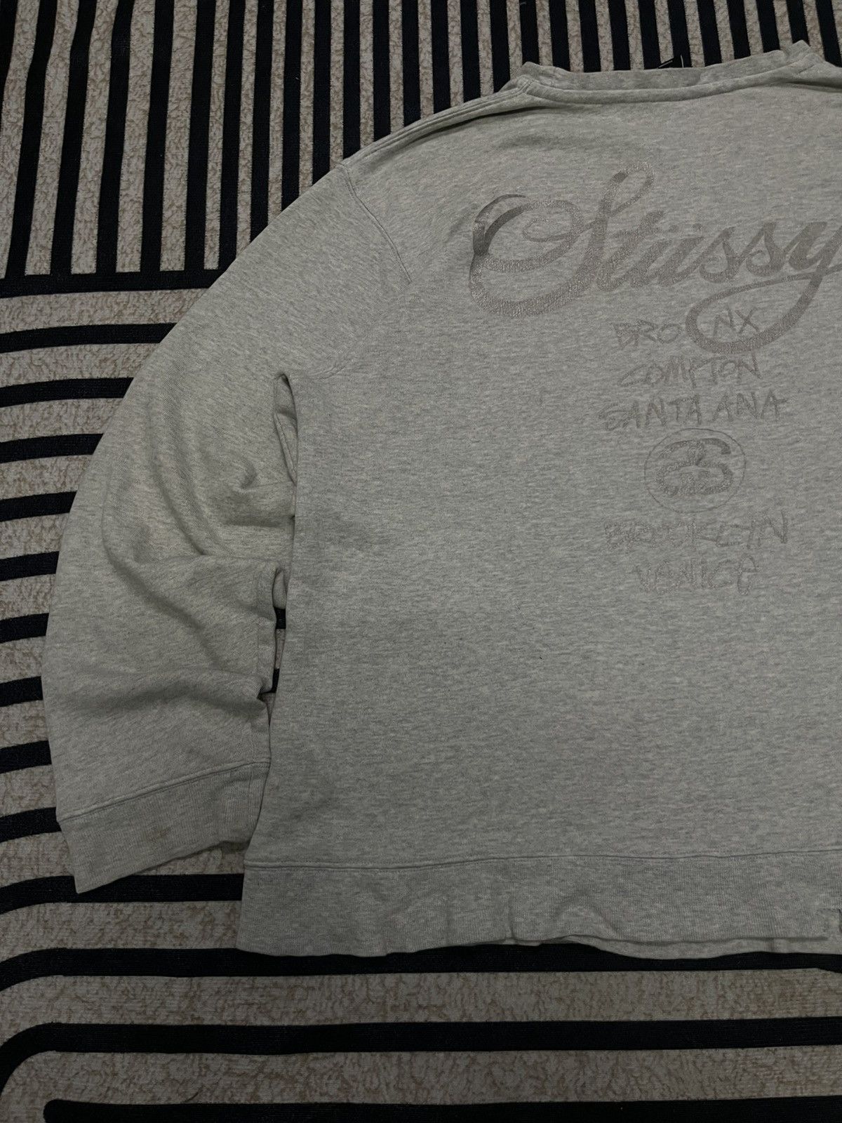 Stussy Y2K STUSSY WORLDTOUR SWEATSHIRT GOLDPRINT Size US XL / EU 56 / 4 - 17 Thumbnail