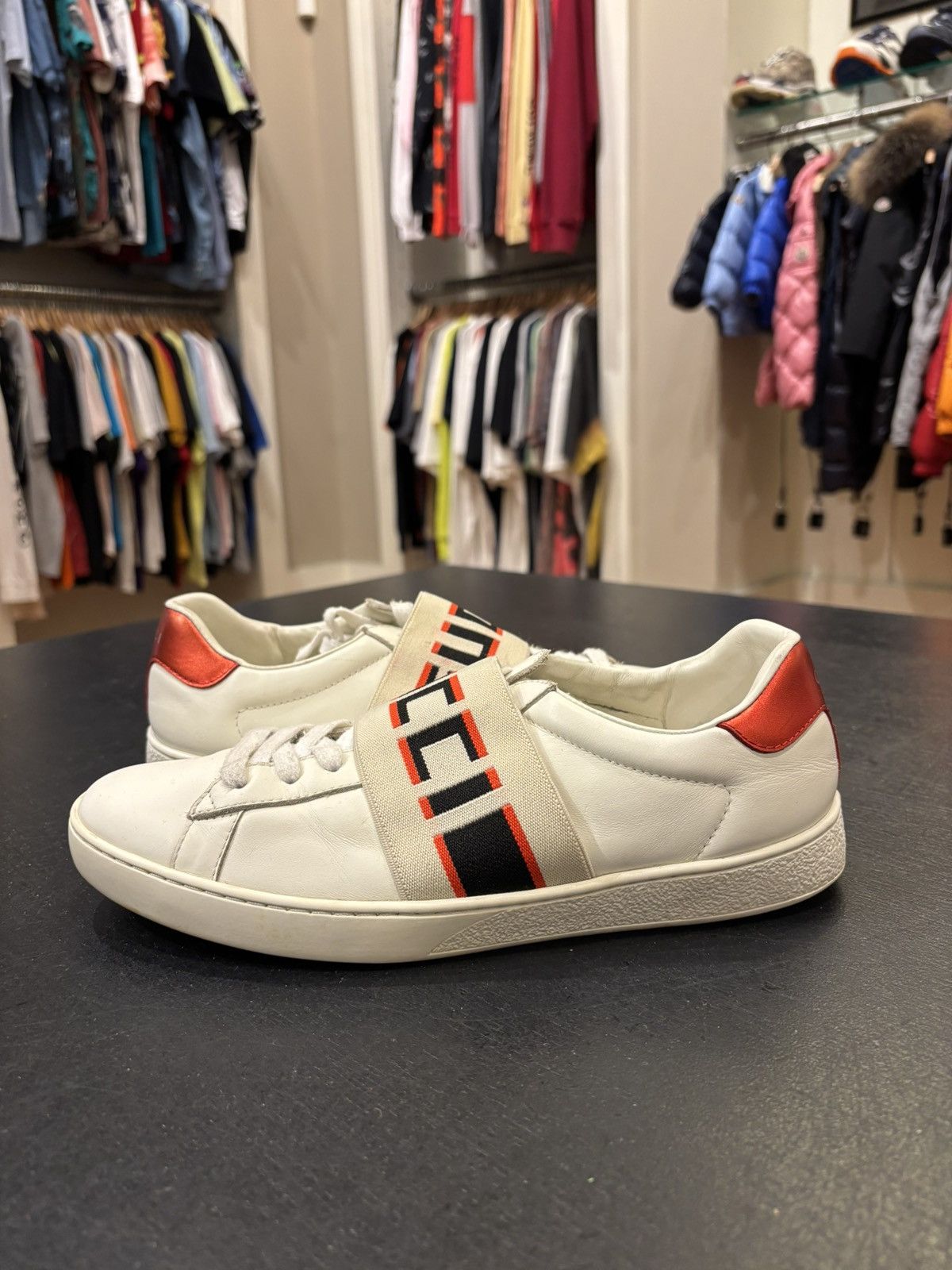 Gucci Gucci Strap Low Top Sneakers Size US 7 / EU 40 - 1 Thumbnail