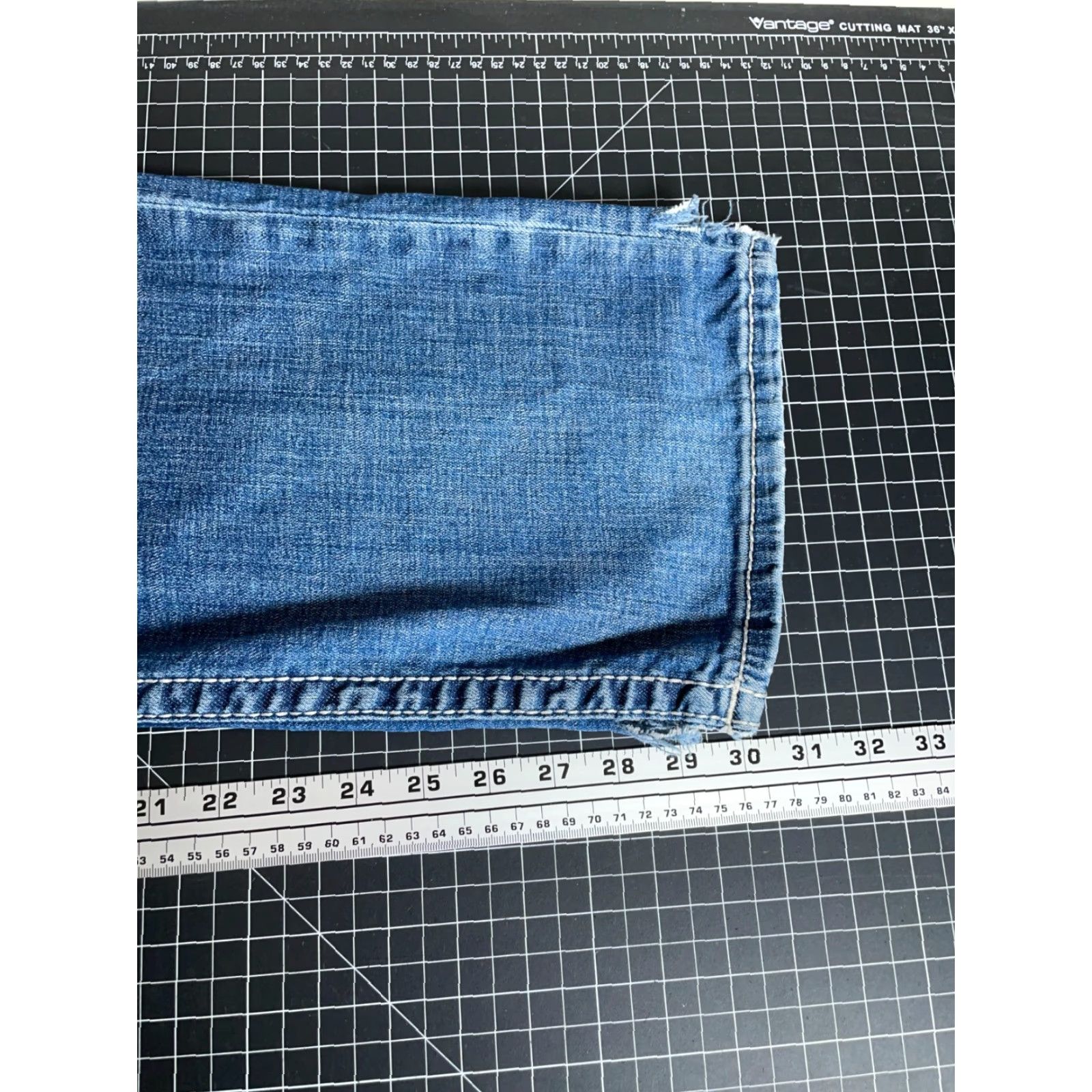 Vintage VINTAGE Buckle Bke Tyler Jeans Straight 33x30 Blue Denim Mid Rise 90s Hipster Grunge Mens Size US 33 - 6 Thumbnail