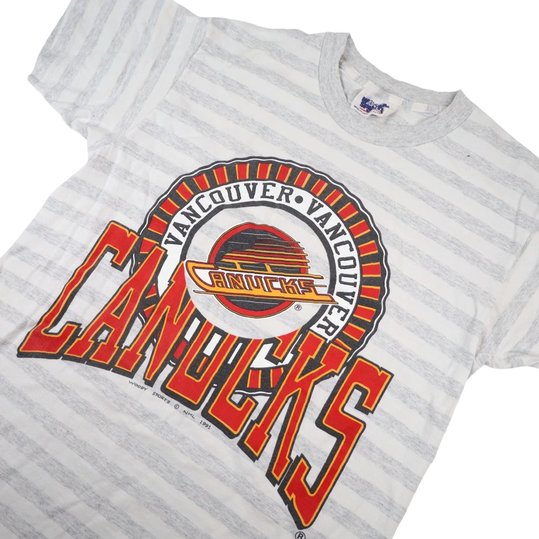 NHL VINTAGE Woody Sports Vancouver Canucks Hockey Graphic T Shirt Mens Large Gray 90s NHL Size US L / EU 52-54 / 3 - 2 Thumbnail