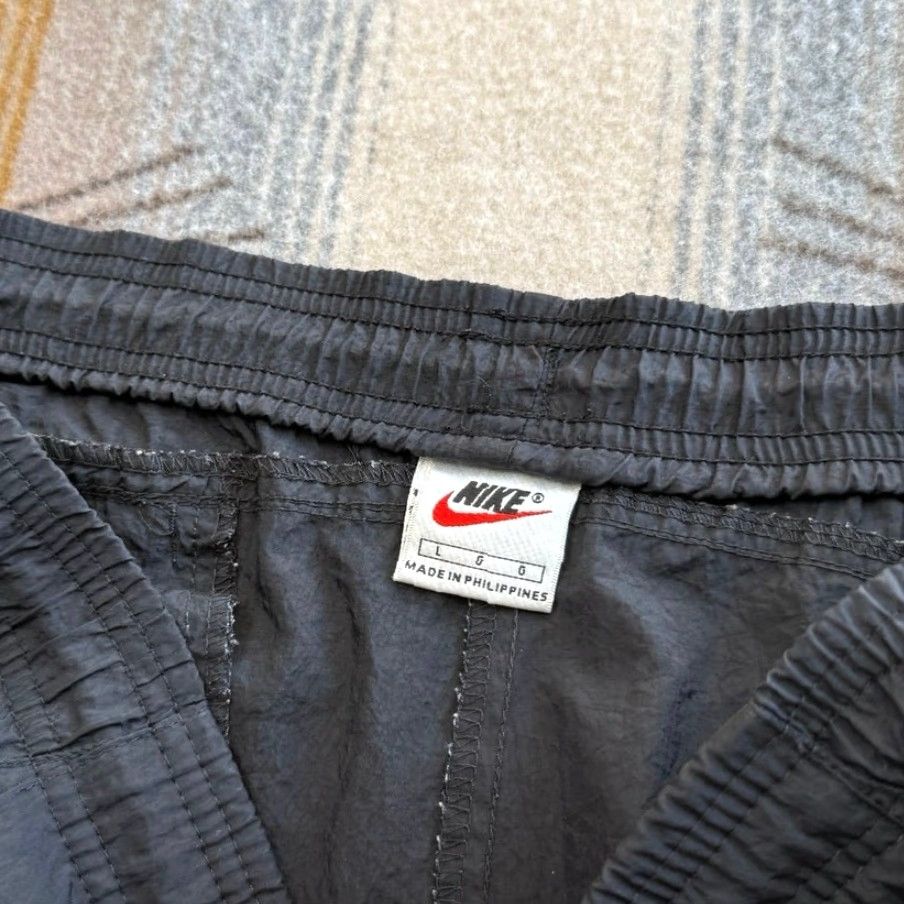Nike VINTAGE Nike Men’s Sweatpants Track Pants L Black Sweatpants 90s Gym Workout Regular Fit Drawstring Pants Men Size US 33 - 3 Thumbnail